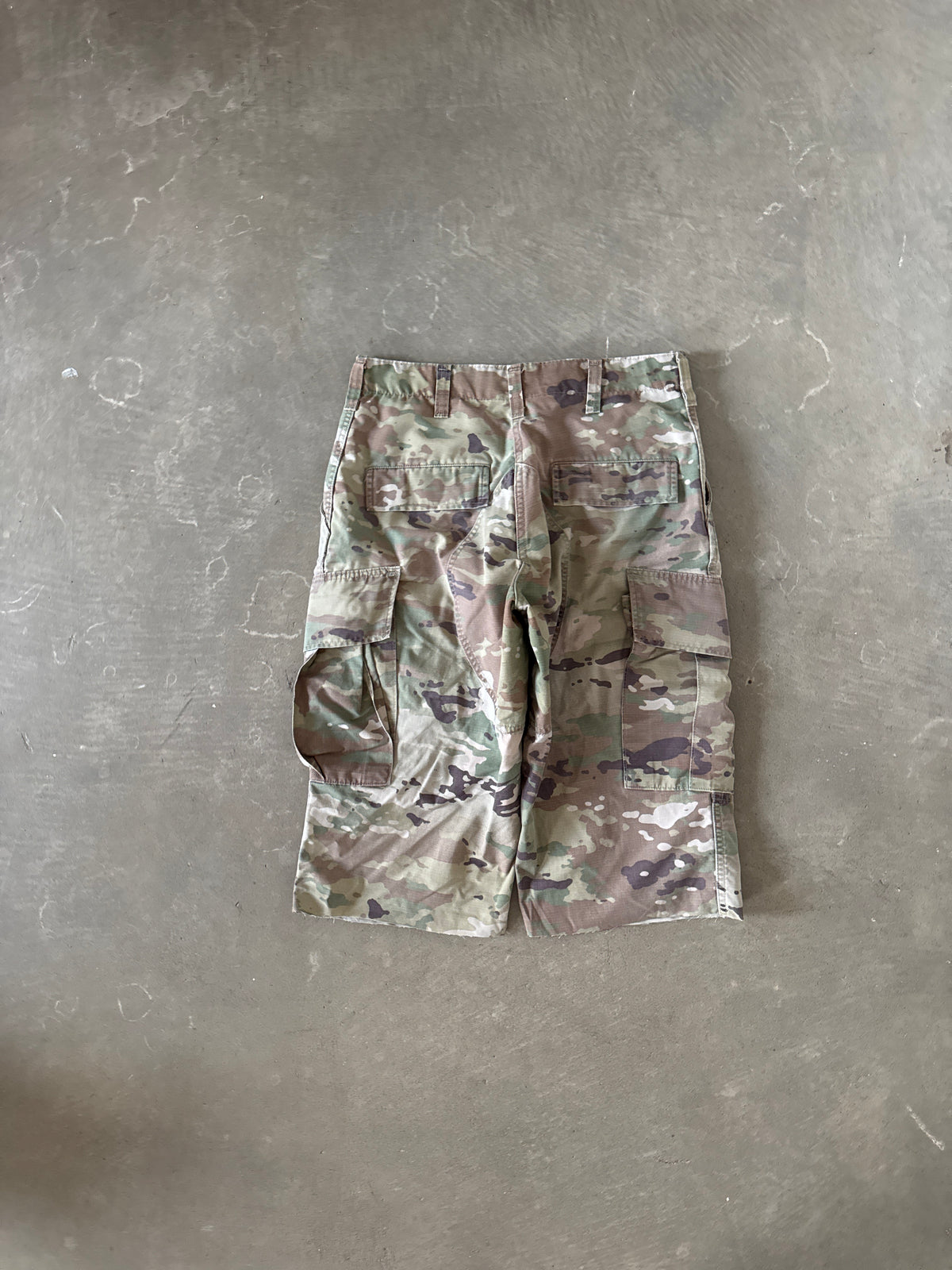 Vintage Military Camo 3/4 Cargo Shorts