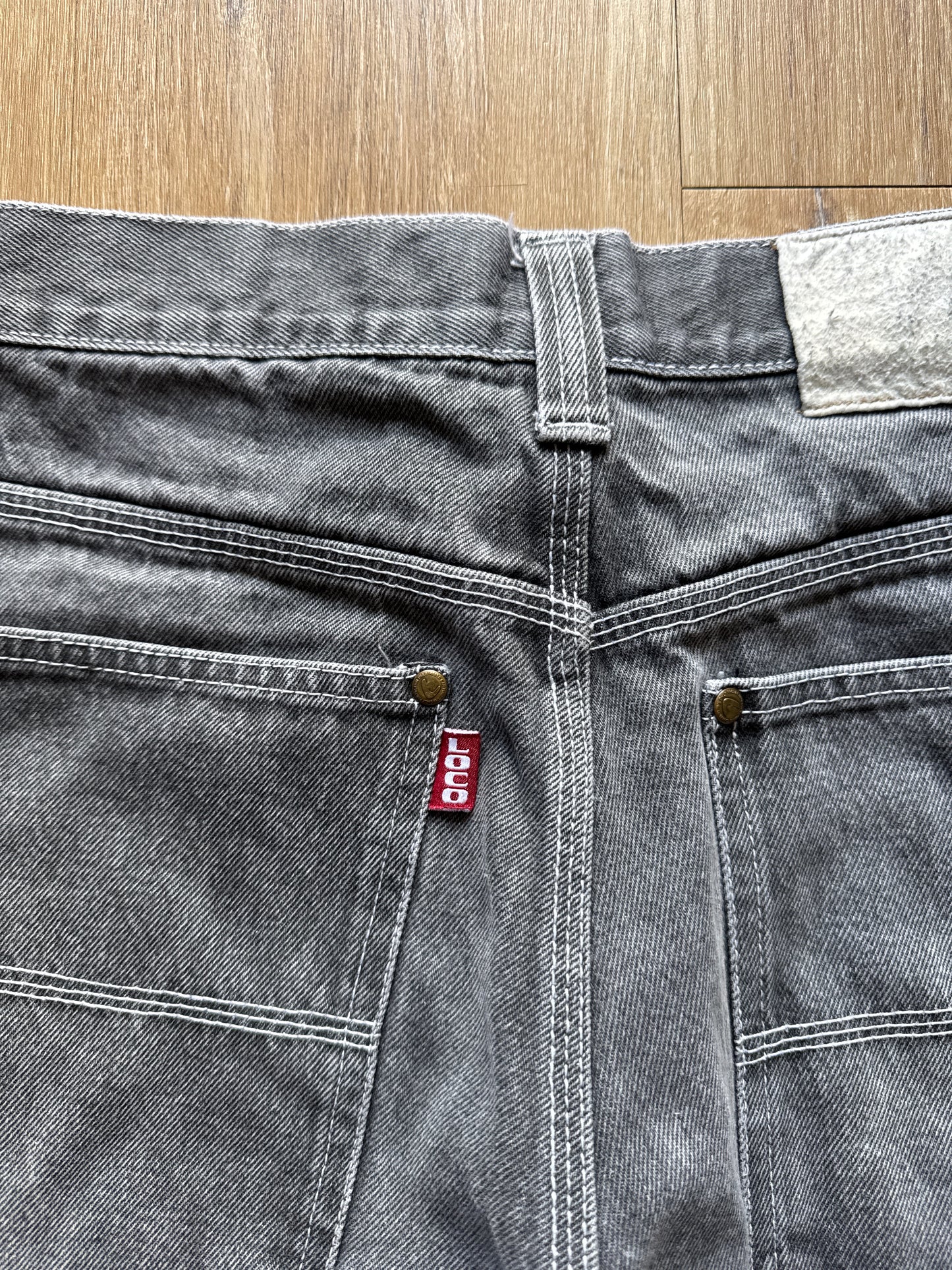 Vintage Y2K Loco Streetwear Faded Grey Denim Jean Jort Shorts