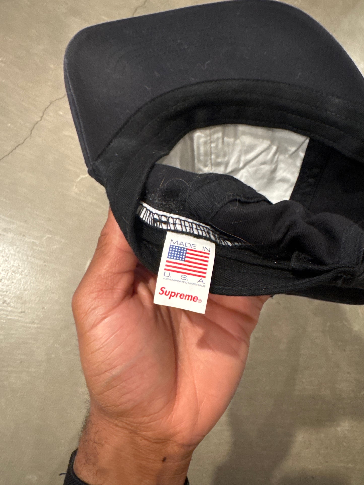 Supreme Splatter 6-Panel Black Hat