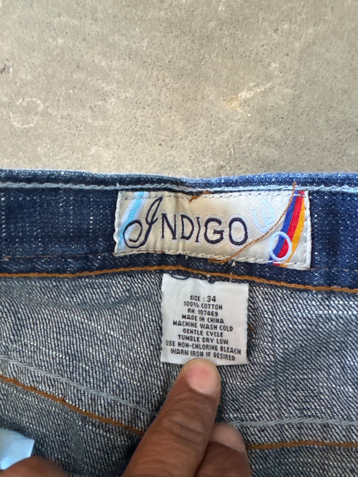Y2K Indigo 30 Baggy Faded Denim Shorts