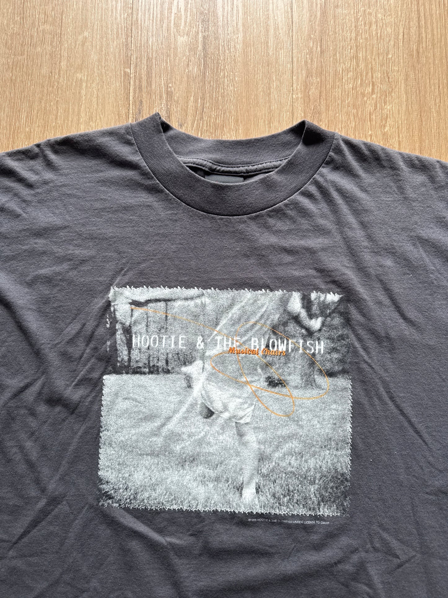 Vintage 1998 1999 Hootie and the Blowfish Musical Chairs Tour Tee