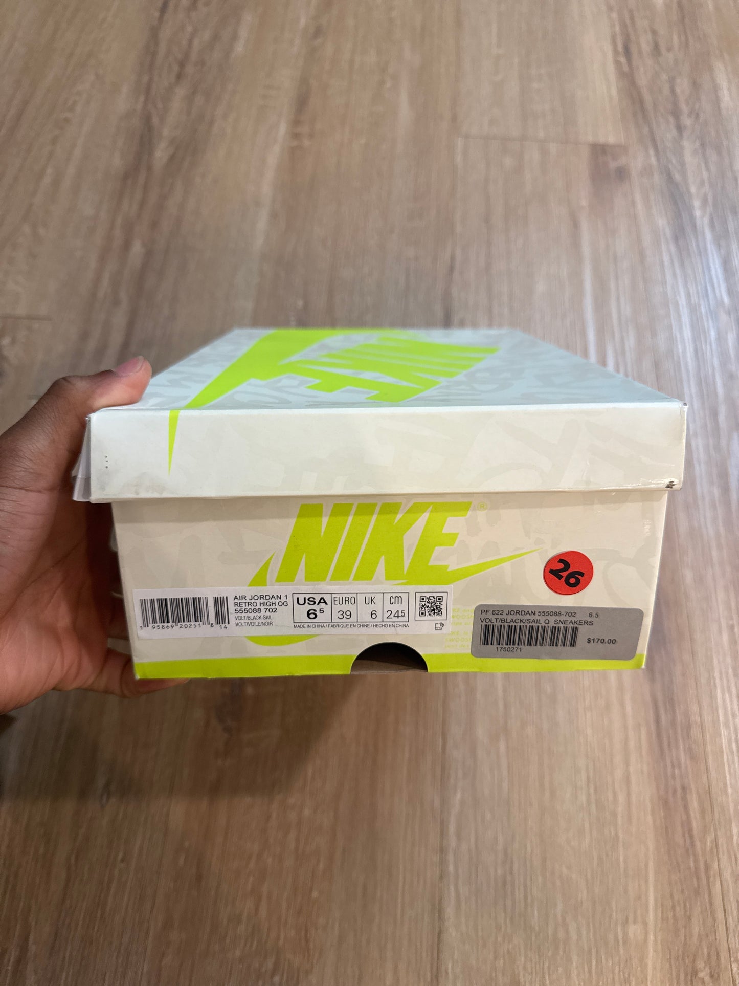 Jordan Retro 1 High OG Visionarie