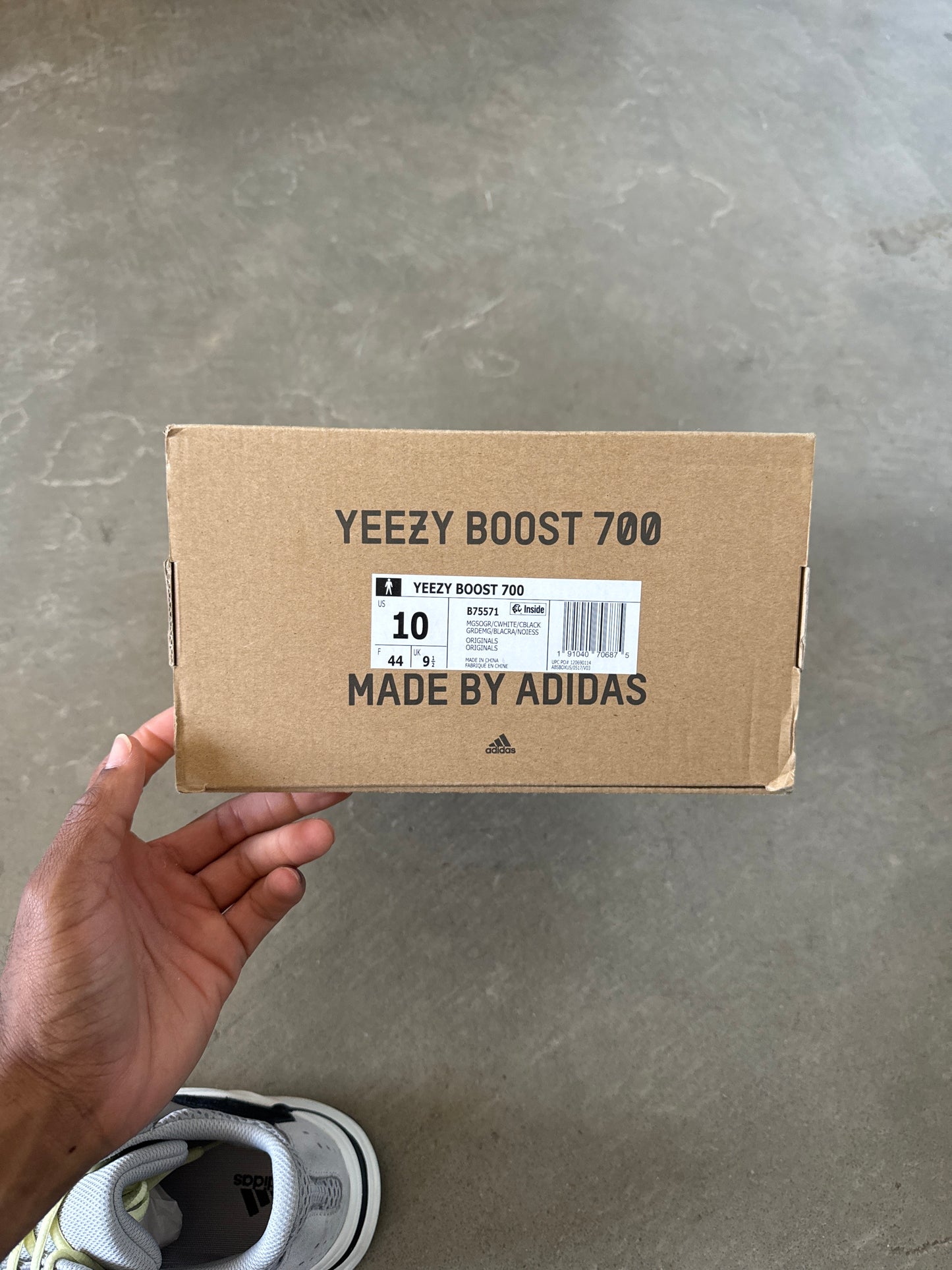 Adidas Yeezy Boost 700 Wave Runner