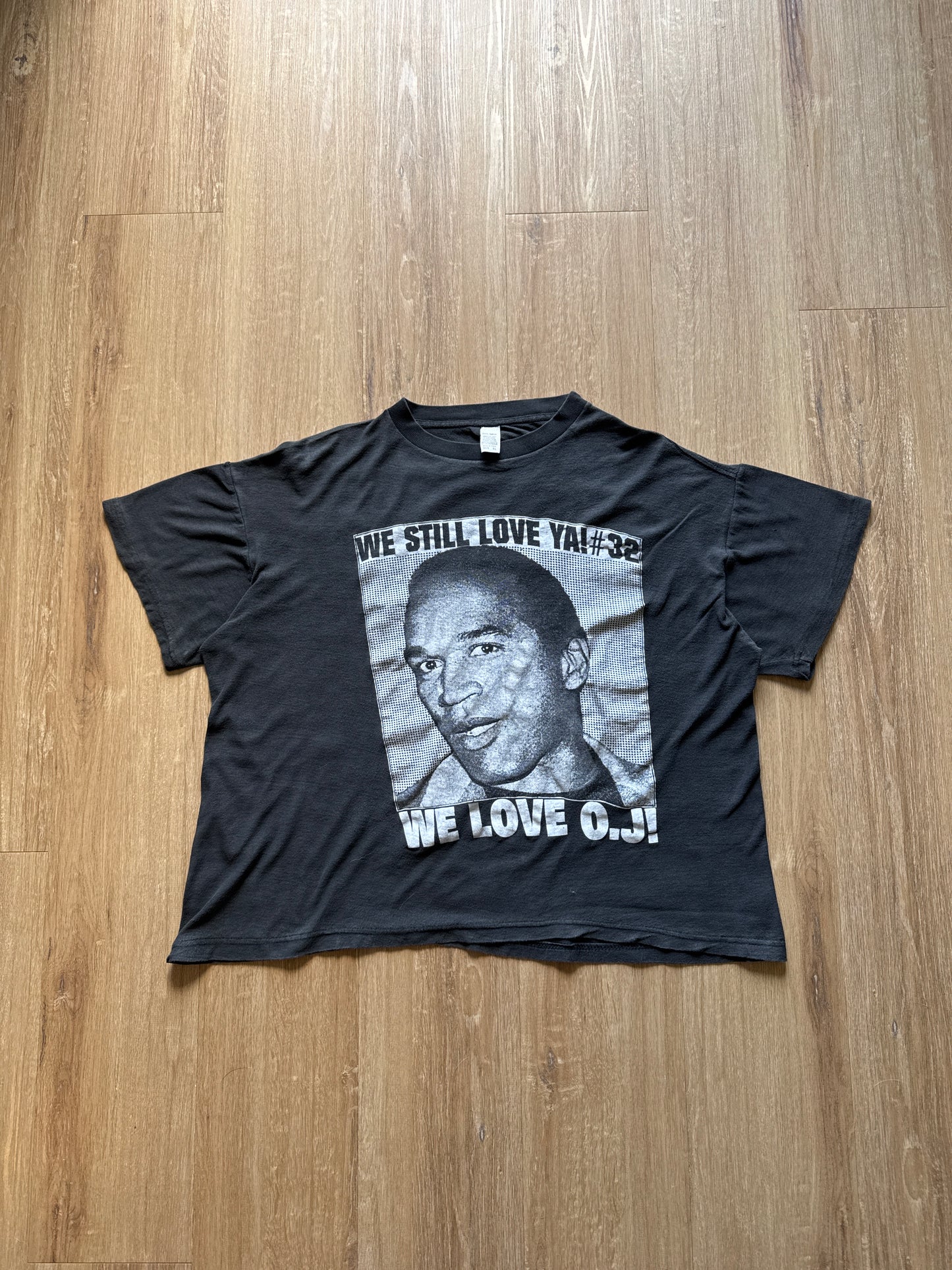 Vintage 90s OJ Simpson We Still Love Ya #32 We Love O.J! Don’t Squeeze The Juice Tee