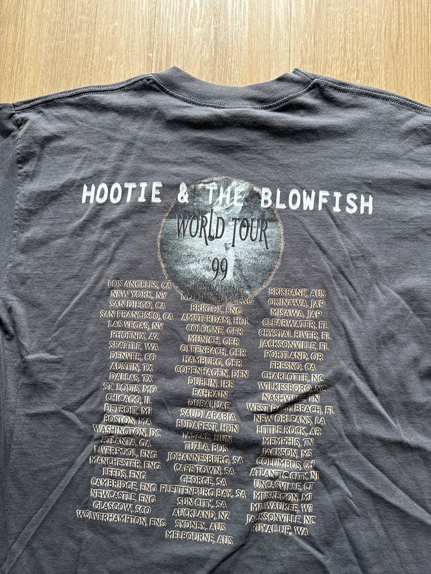 Vintage 1998 1999 Hootie and the Blowfish Musical Chairs Tour Tee