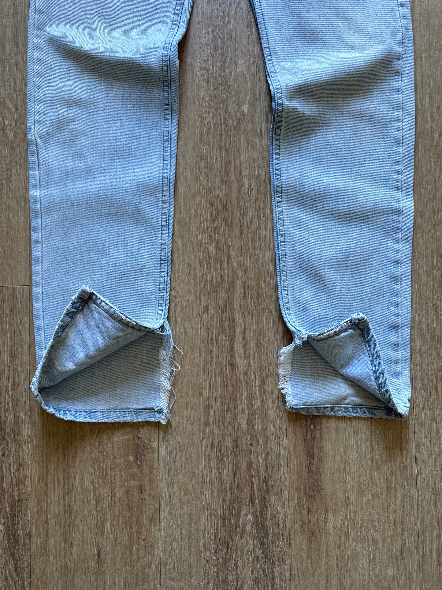 Vintage Silver Tab Levi’s Light Washed Denim Jeans
