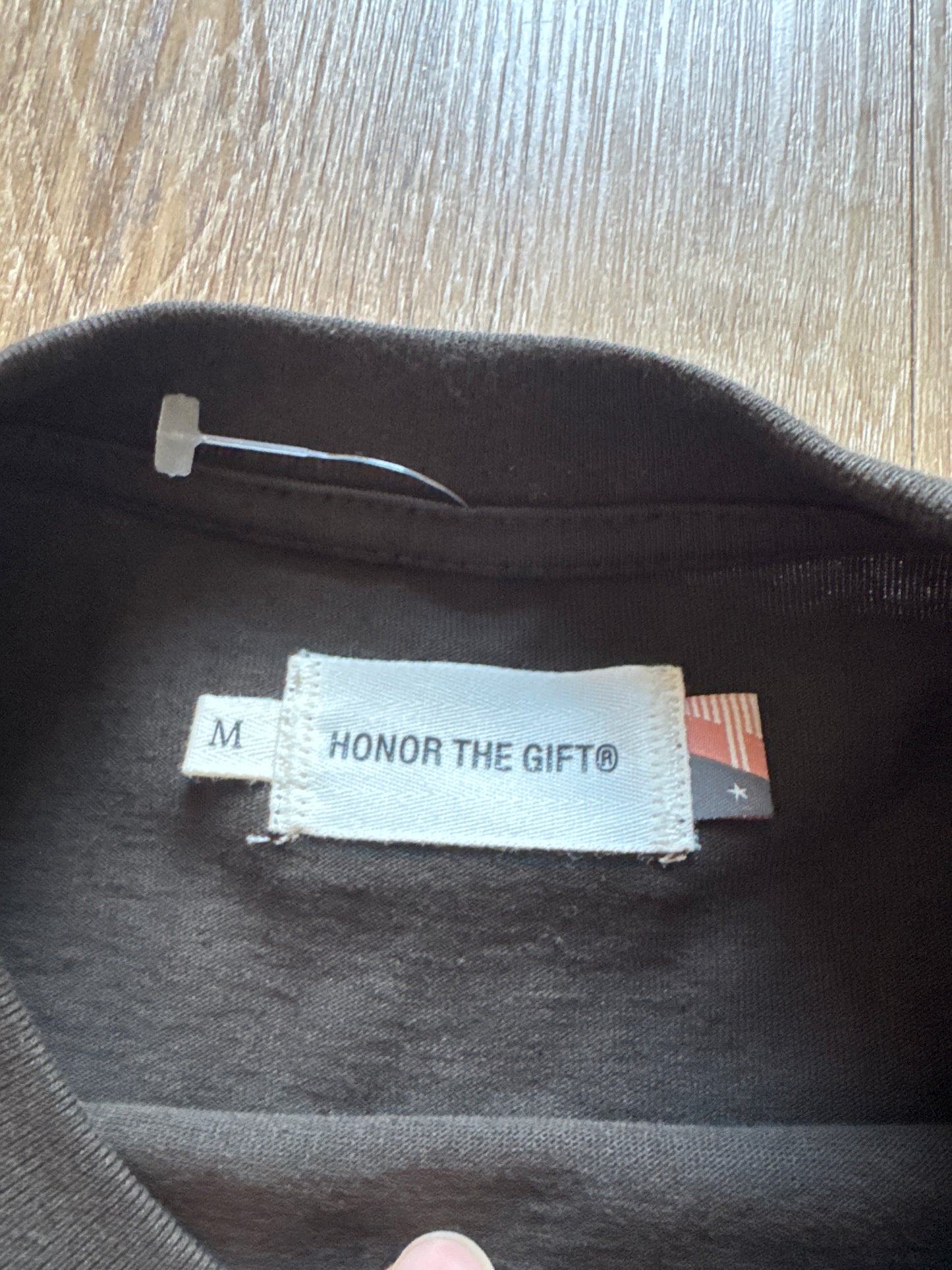 Honor The Gift Cigar Label SS Brown Tee