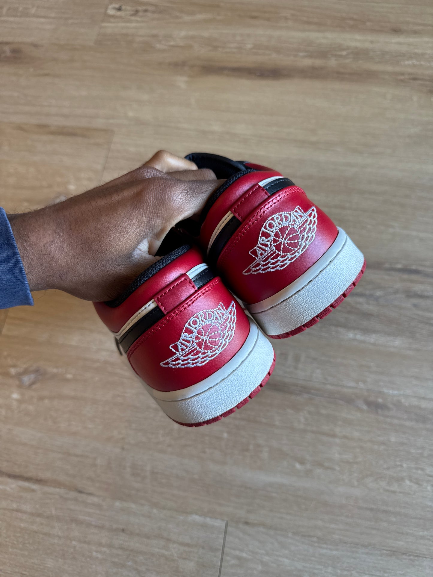 Jordan 1 Low Bred Toe