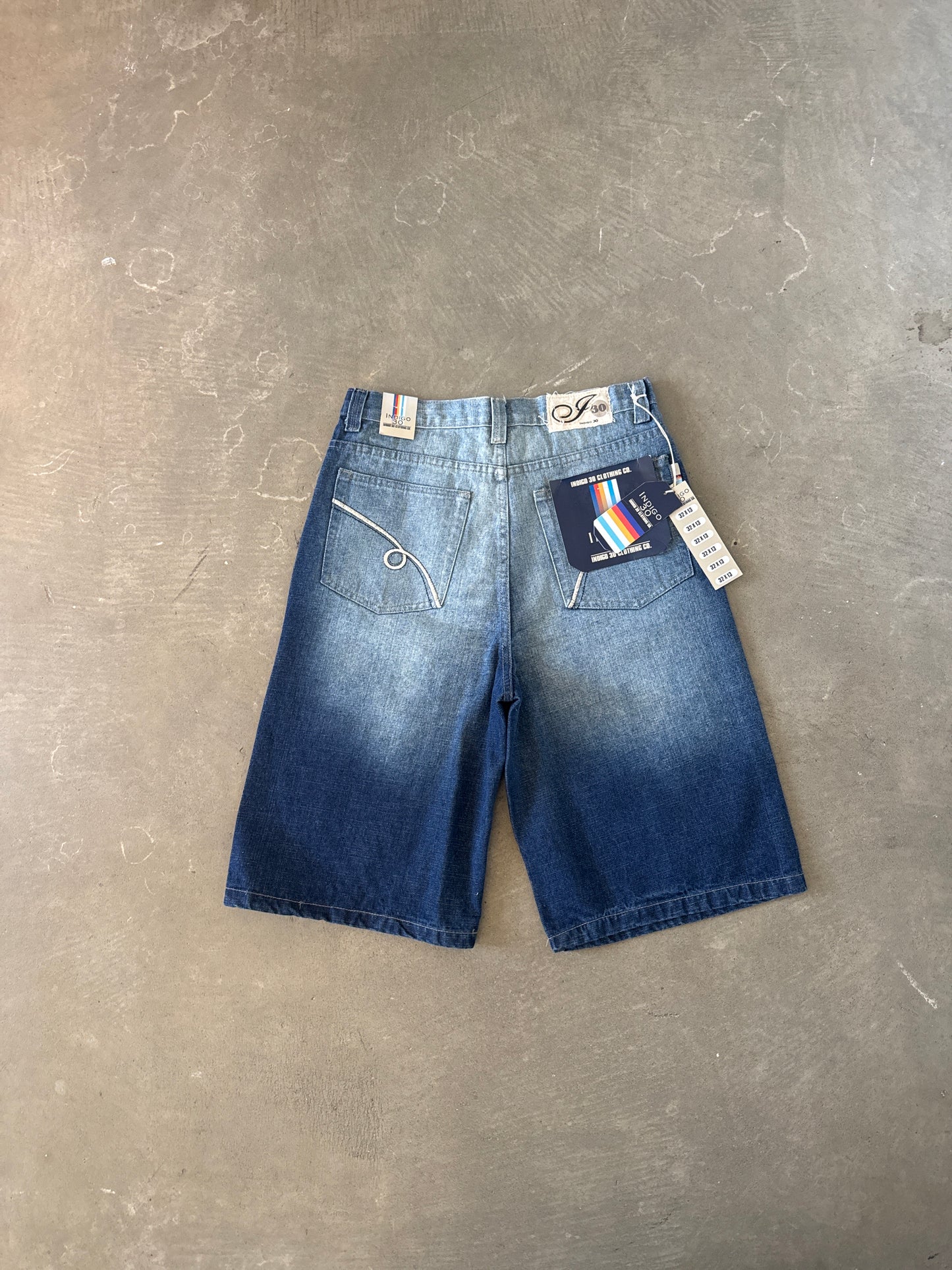Y2K Indigo 30 Baggy Faded Denim Shorts