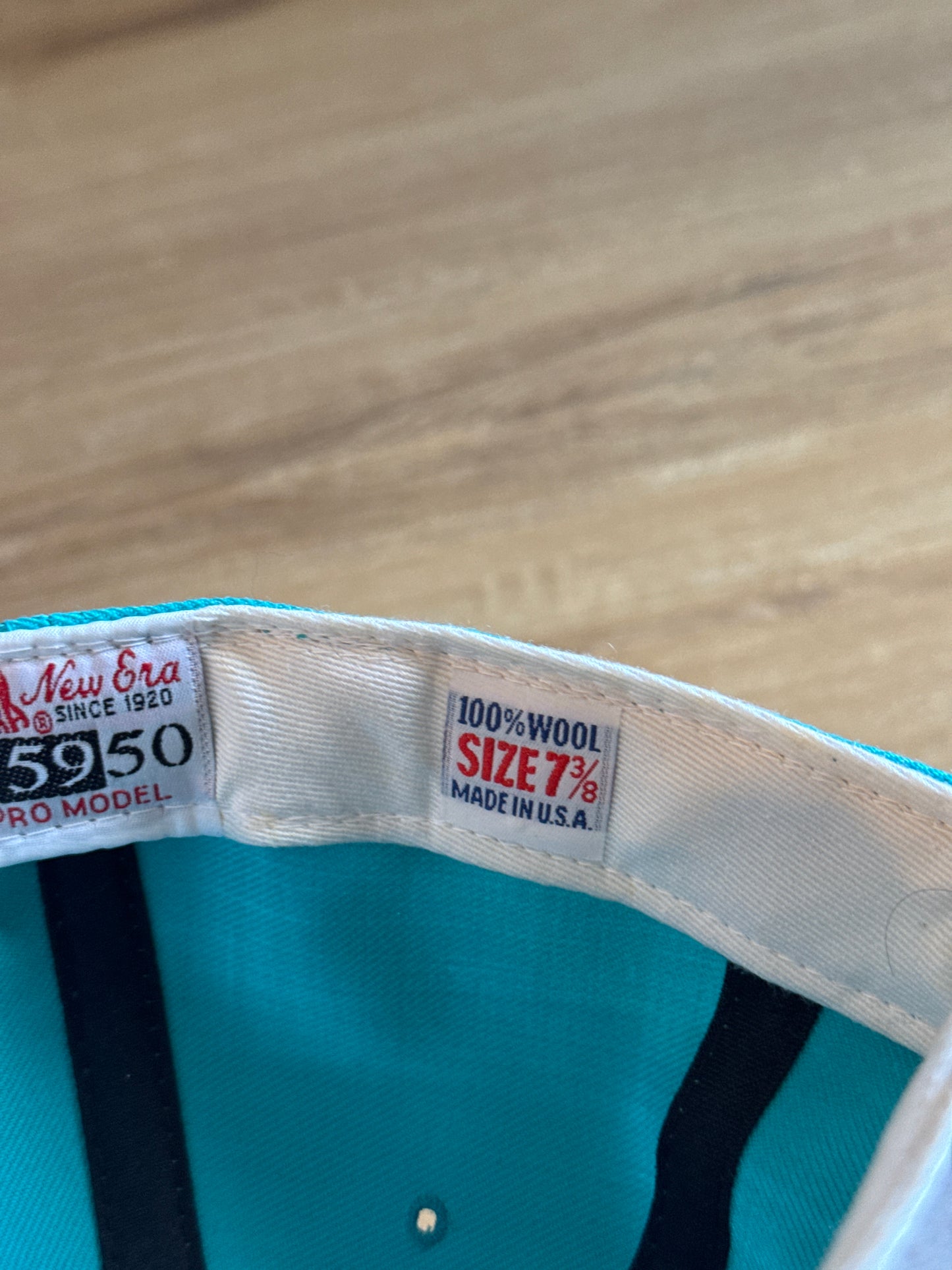 Vintage New Era Authentic Diamond Collection The 5950 Pro Model Wool Florida Marlins MLB Fitted Hat