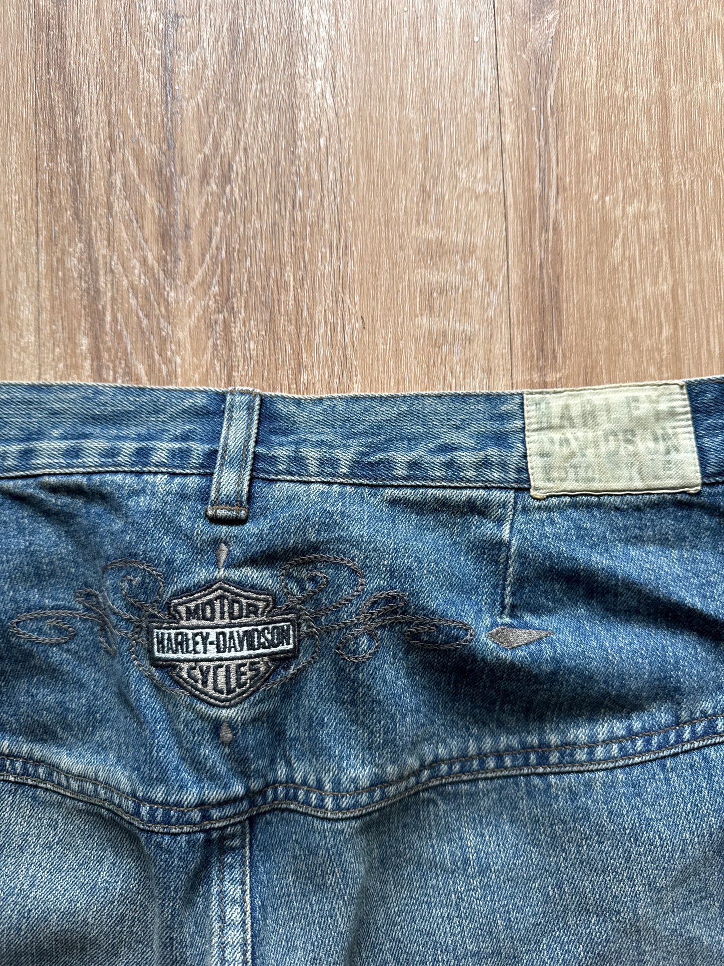 Vintage Y2K Women’s Harley Davidson Yoke Embroidered Denim Jean