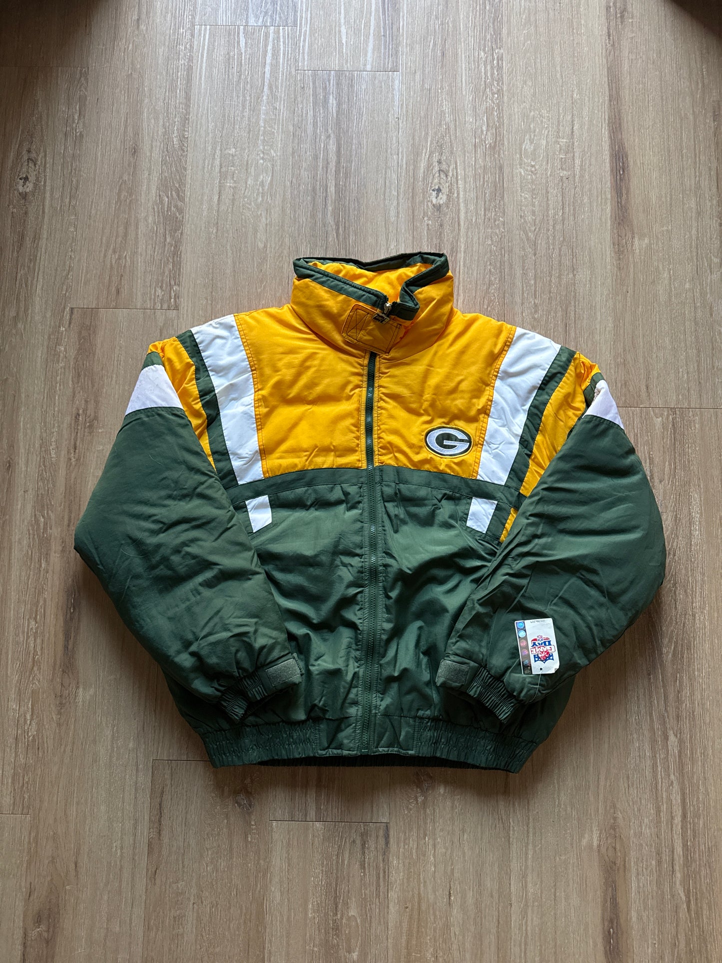 Vintage 90s Gameday Green Bay Packers Puffer Jacket