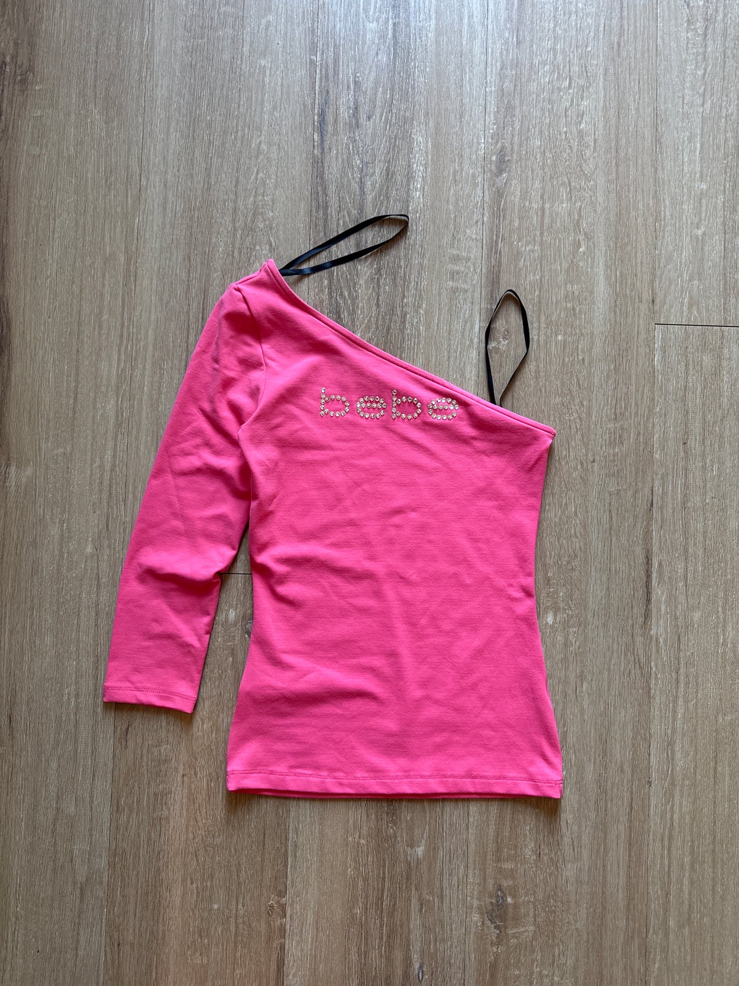 Y2K Women’s Bebe Bedazzled Off The Shoulder Pink Logo Longsleeve Tee