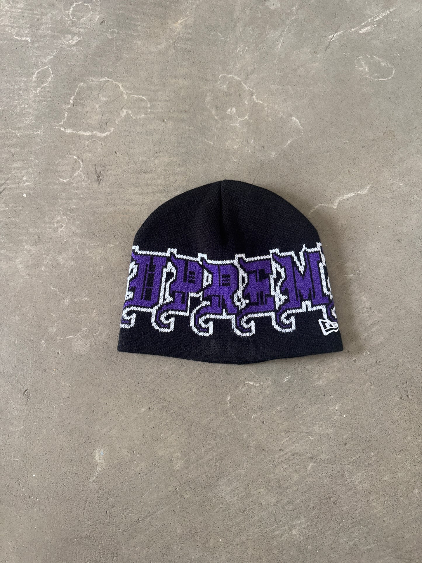 Supreme New Era Outline Black Beanie