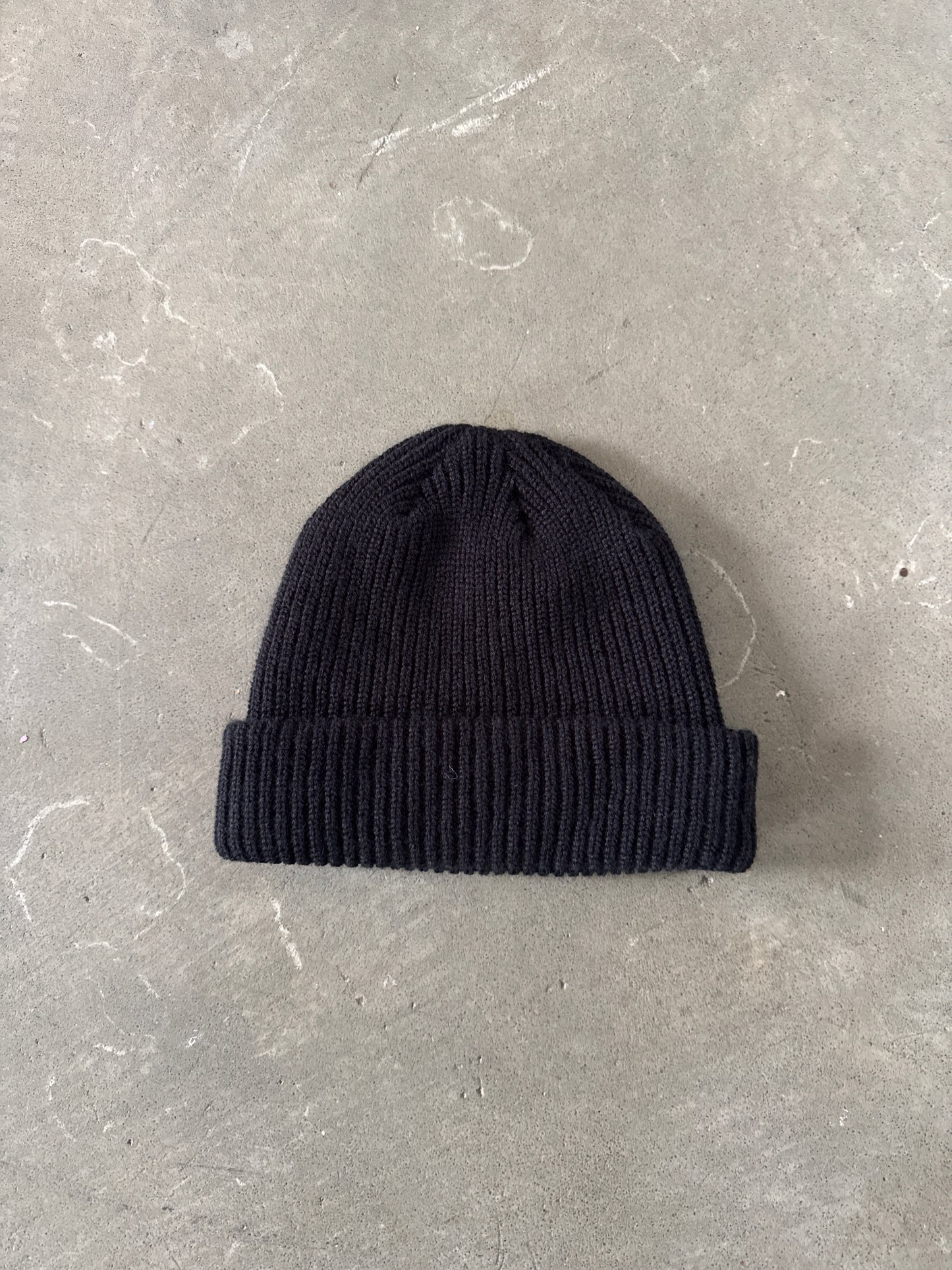 Supreme Loose Gauge Black Beanie
