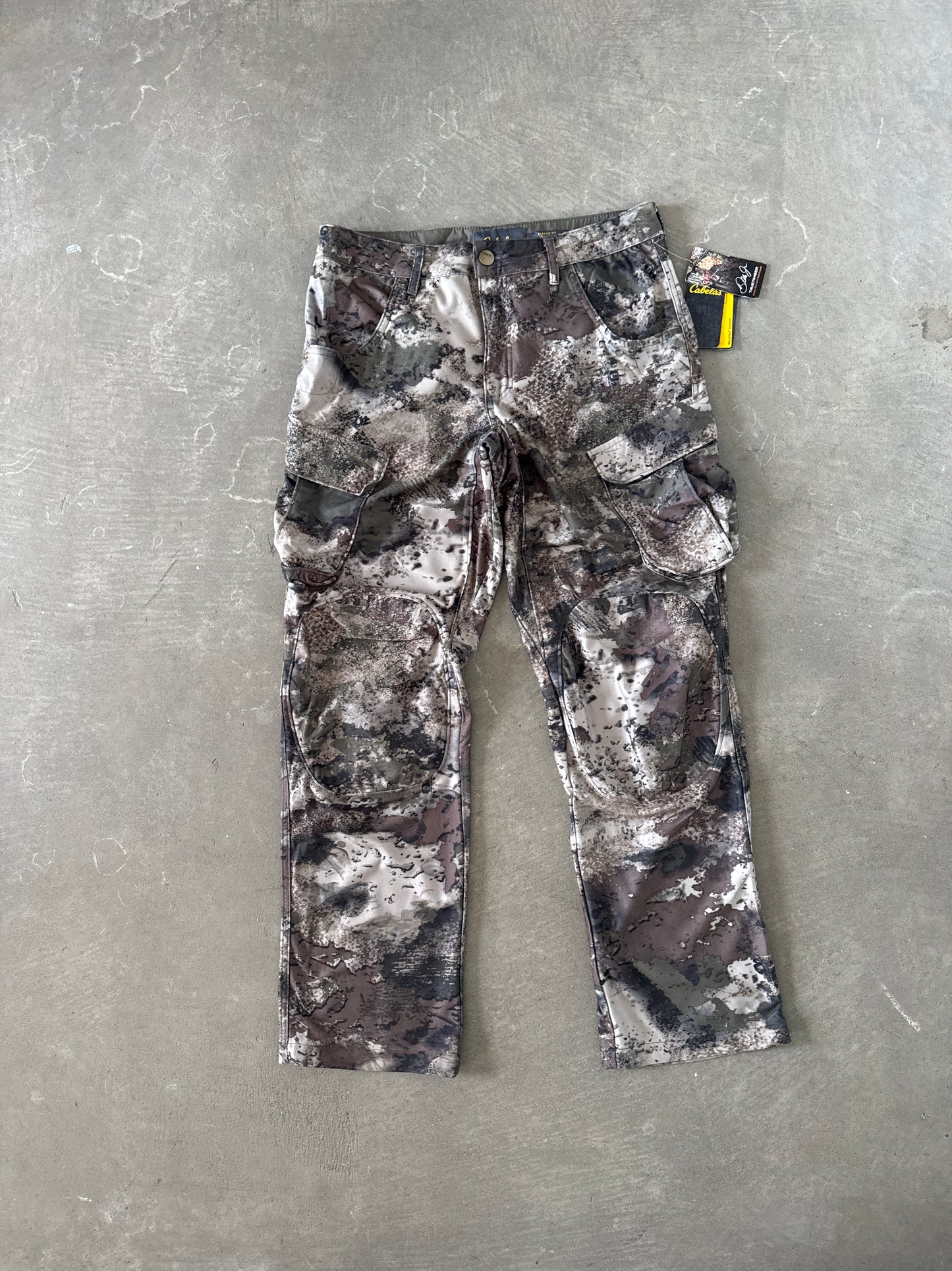 Cabela’s Mircotex Stretch o2 Octane Forest Camo Cargo Pants