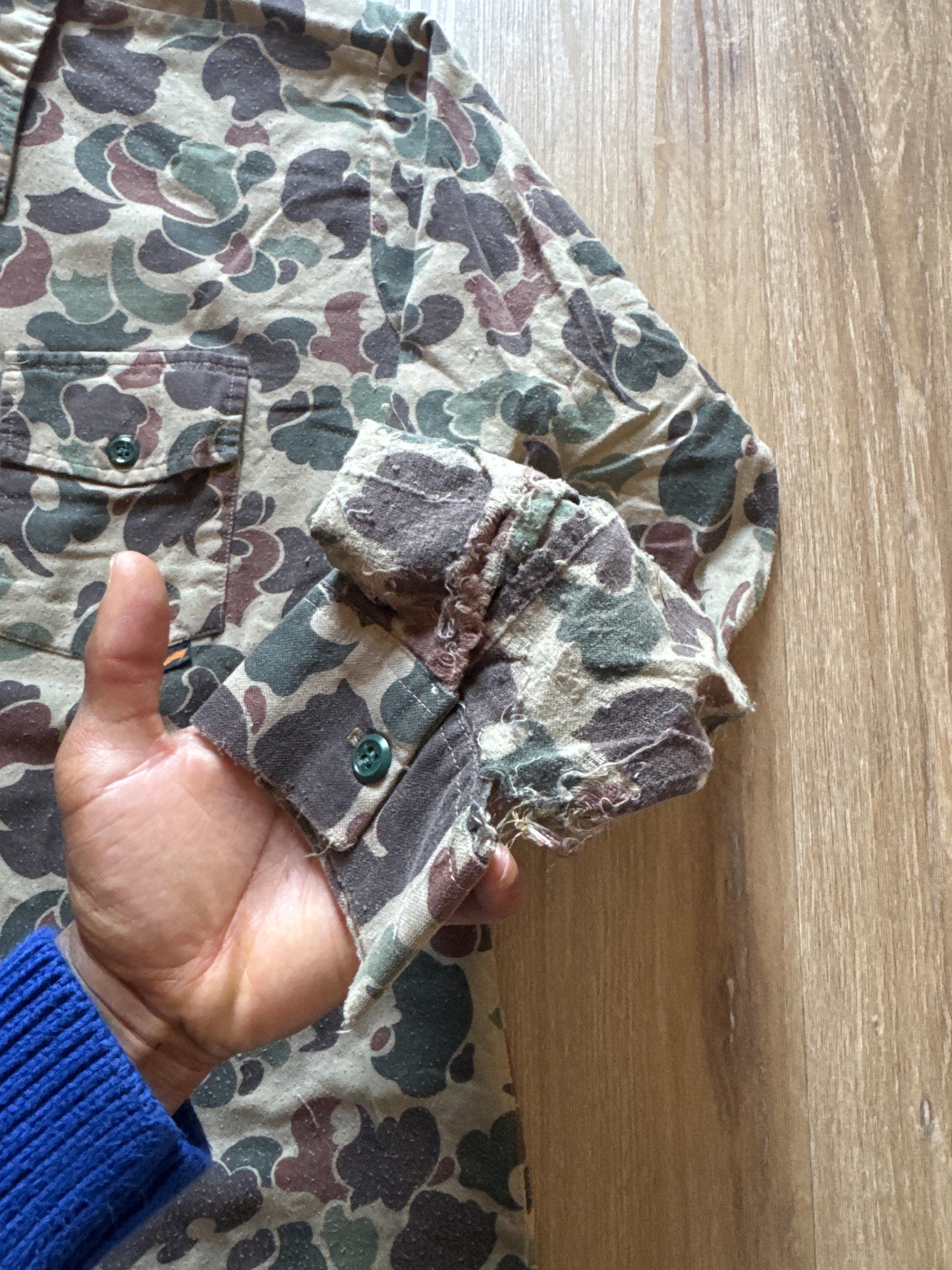 Vintage 80s Duxbak Duck Camo Distressed Button Up Shirt