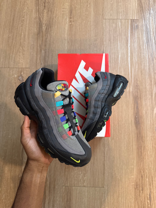 Nike Air Max 95 SE Light Charcoal Vintage TV