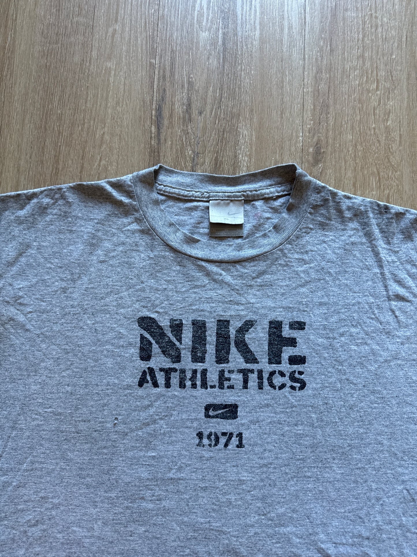 Vintage Nike Athletes Stencil Distressed Tee