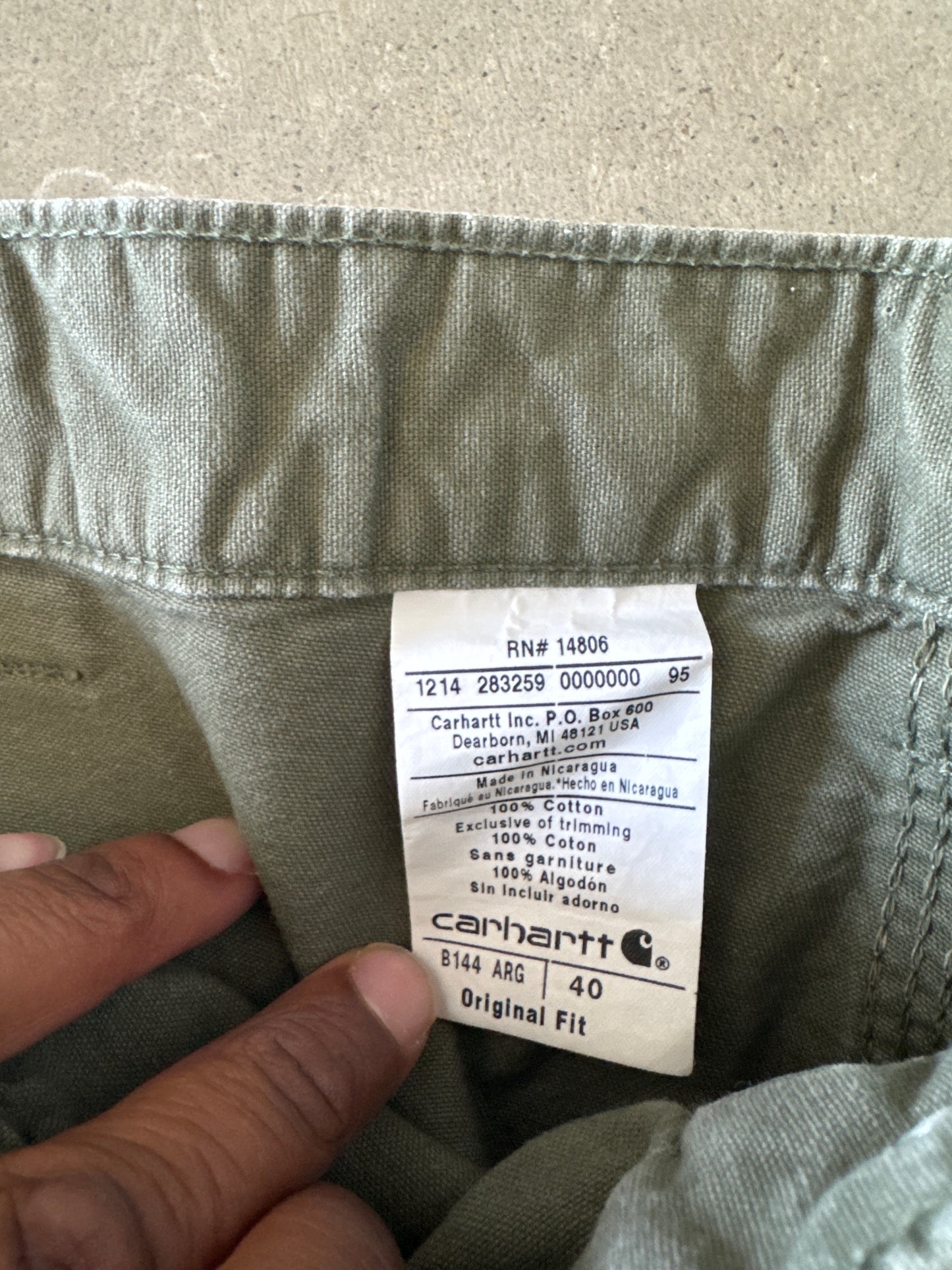 Vintage Carhartt Original Fit Olive Green Carpenter Shorts