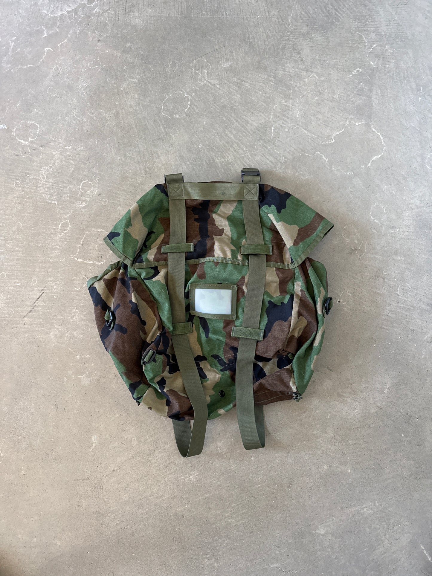 Vintage US Army MOLLE II Sleep System Carrier Woodland Camo Rucksack Attachment