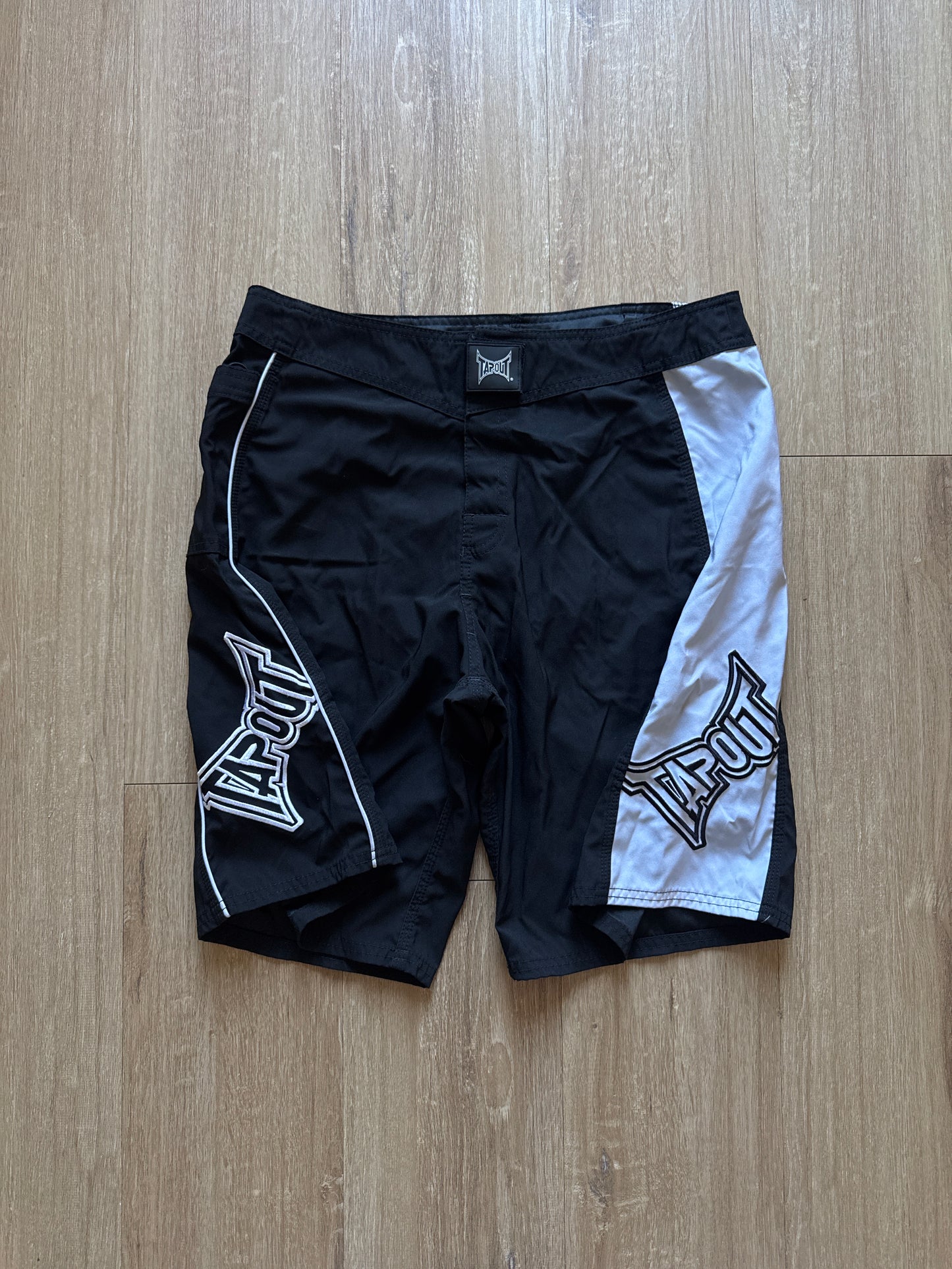 Vintage Y2K Tapout MMA Board Fighting Training Beach Shorts