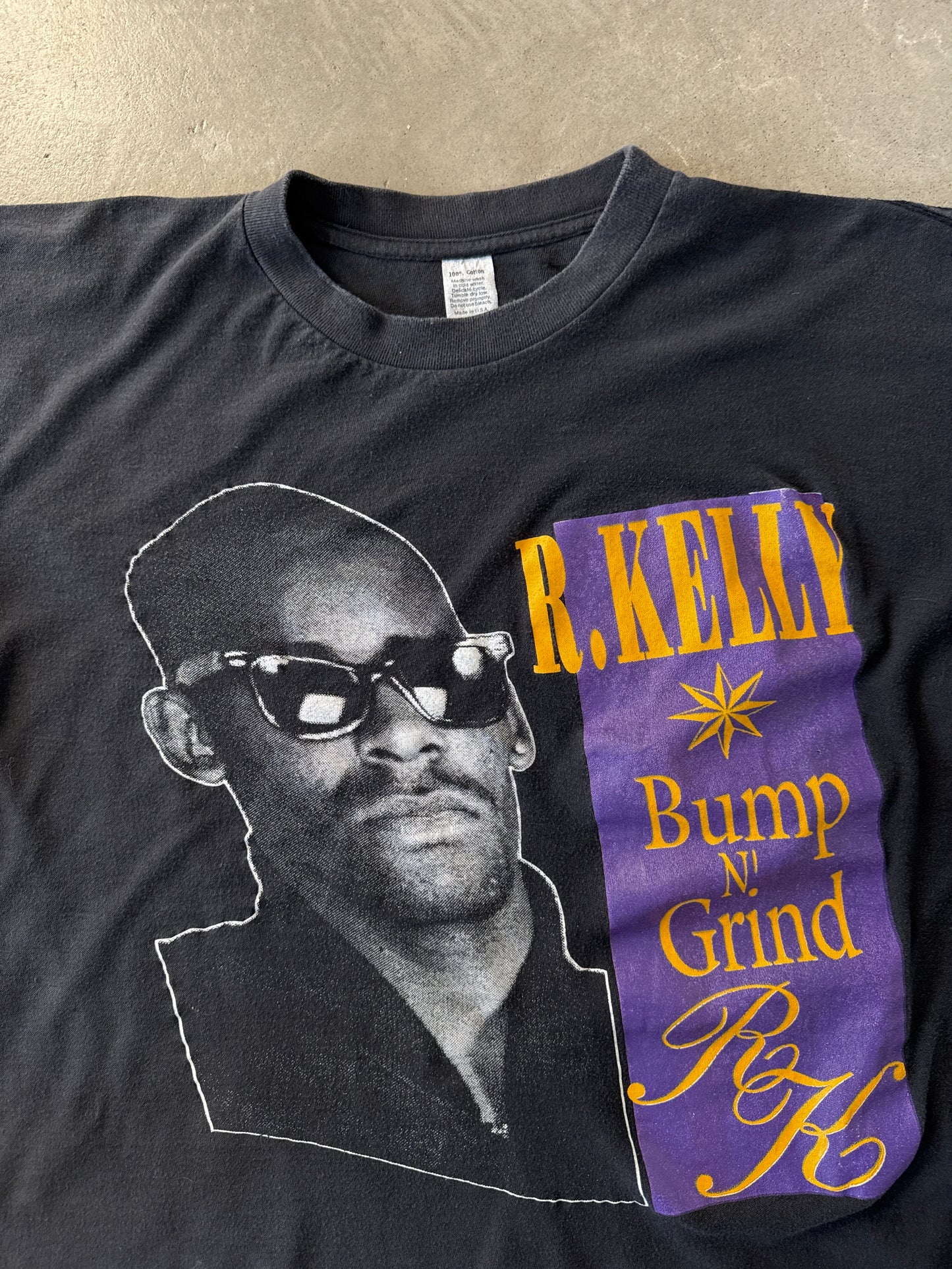 Vintage 90s R Kelly Bump N Grind Boxy Fit Rap Tee