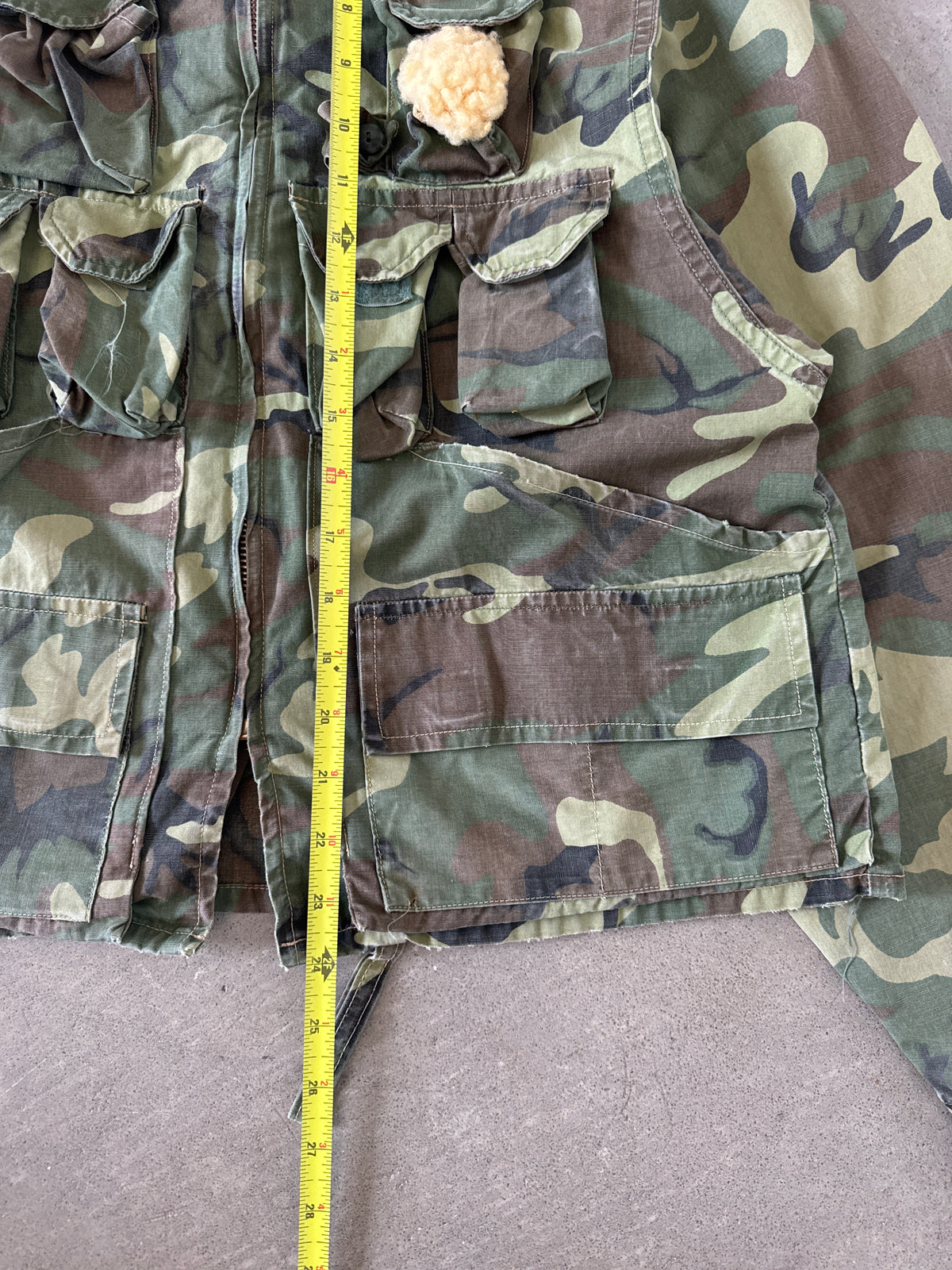 Vintage Game Winner Military Camo Cropped Multi Pocket Hunting Jacket