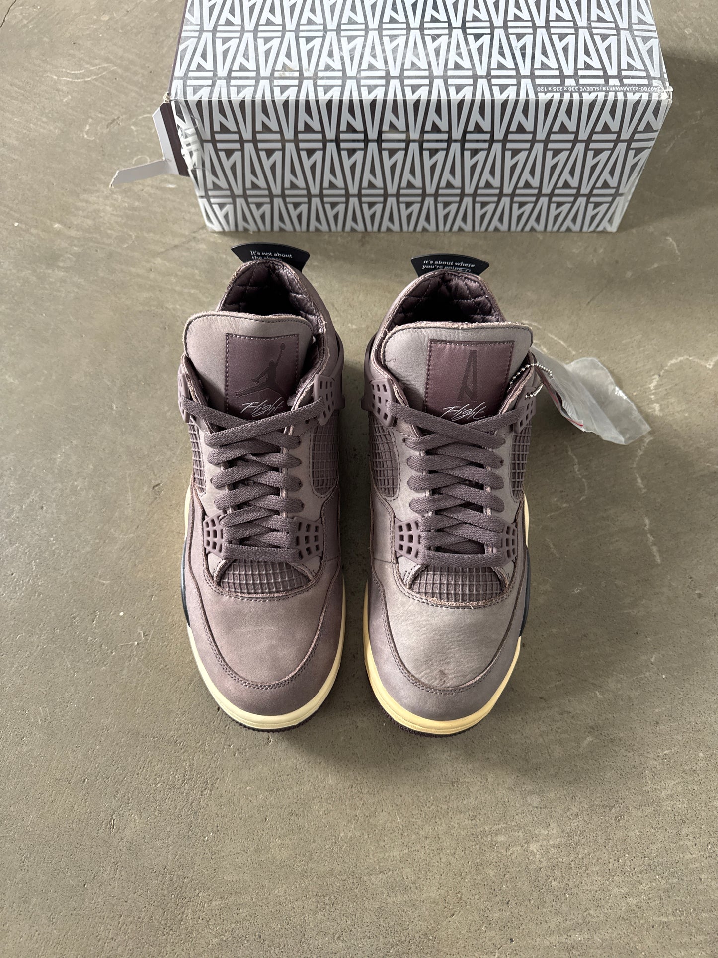Jordan Retro 4 A Ma Maniere Violet Ore