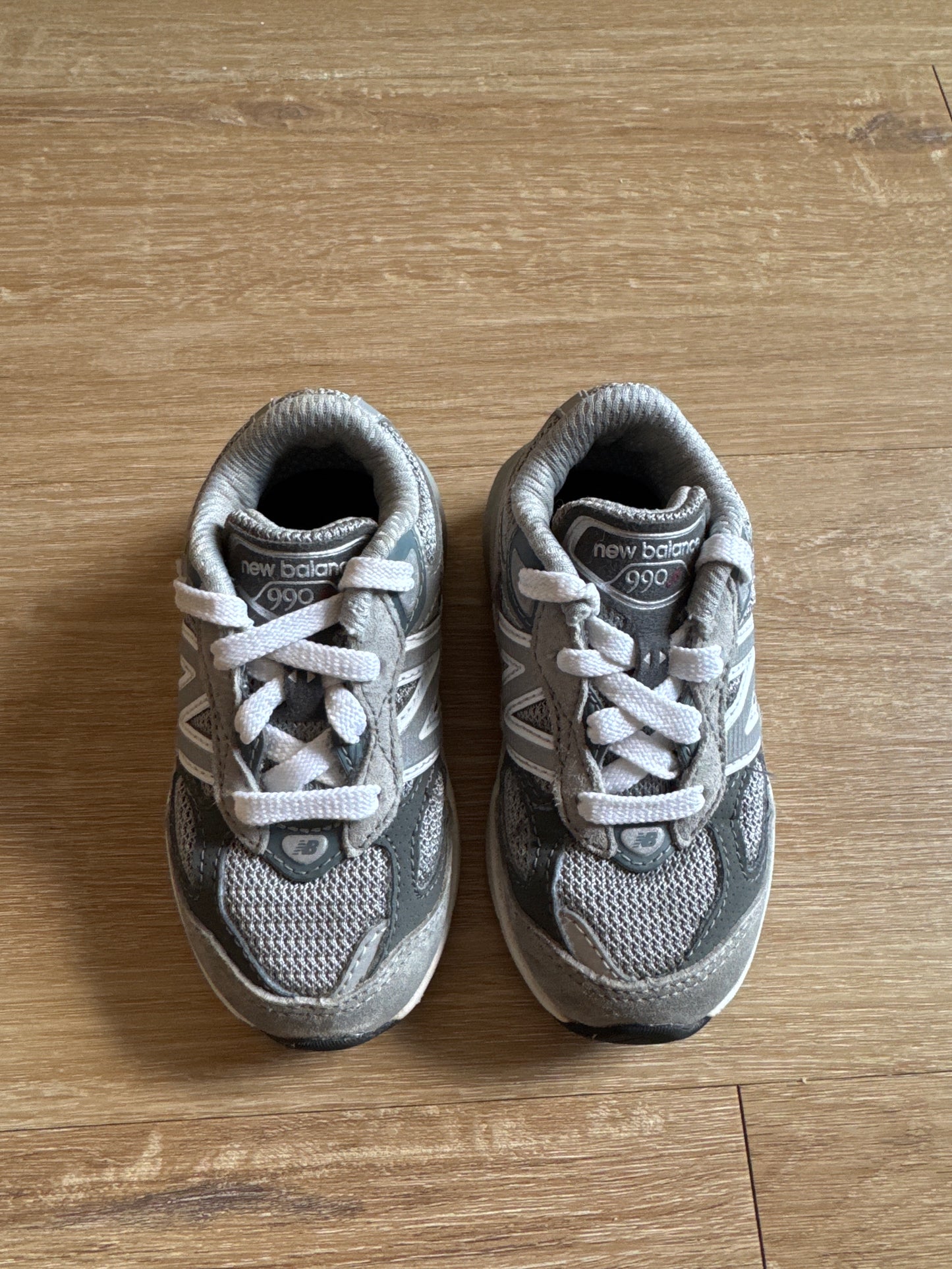 New Balance 990v6 Grey Silver Toddler