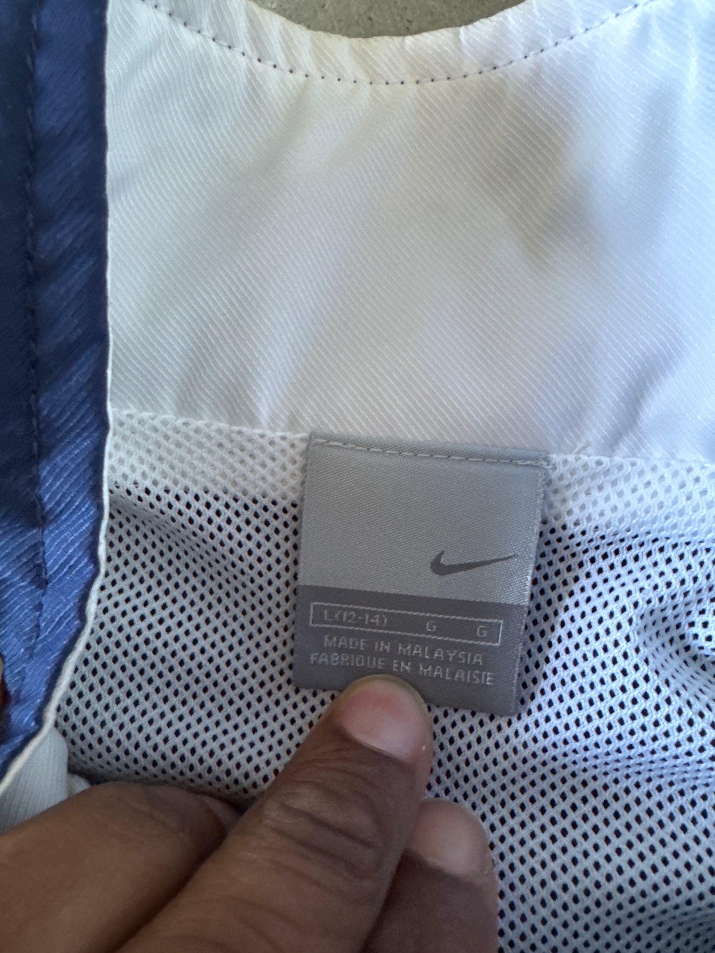 Vintage Women’s Nike Navy Windbreaker Jacket