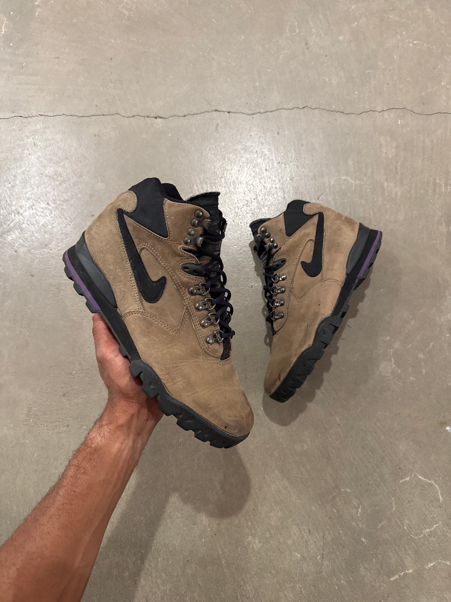 Vintage 1993 Nike Air Hiking Boots