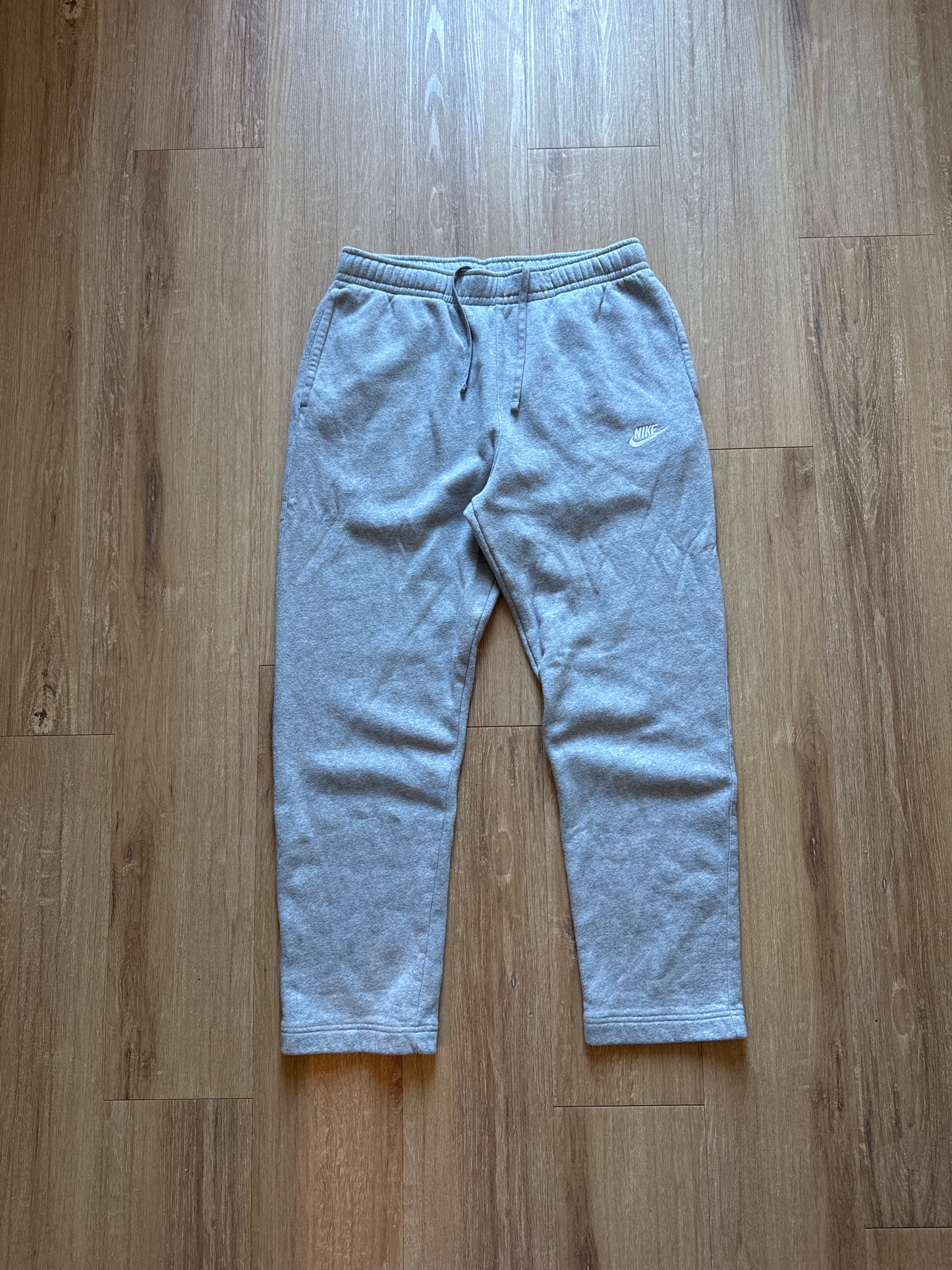 Nike Embroidered Logo Grey Sweatpants
