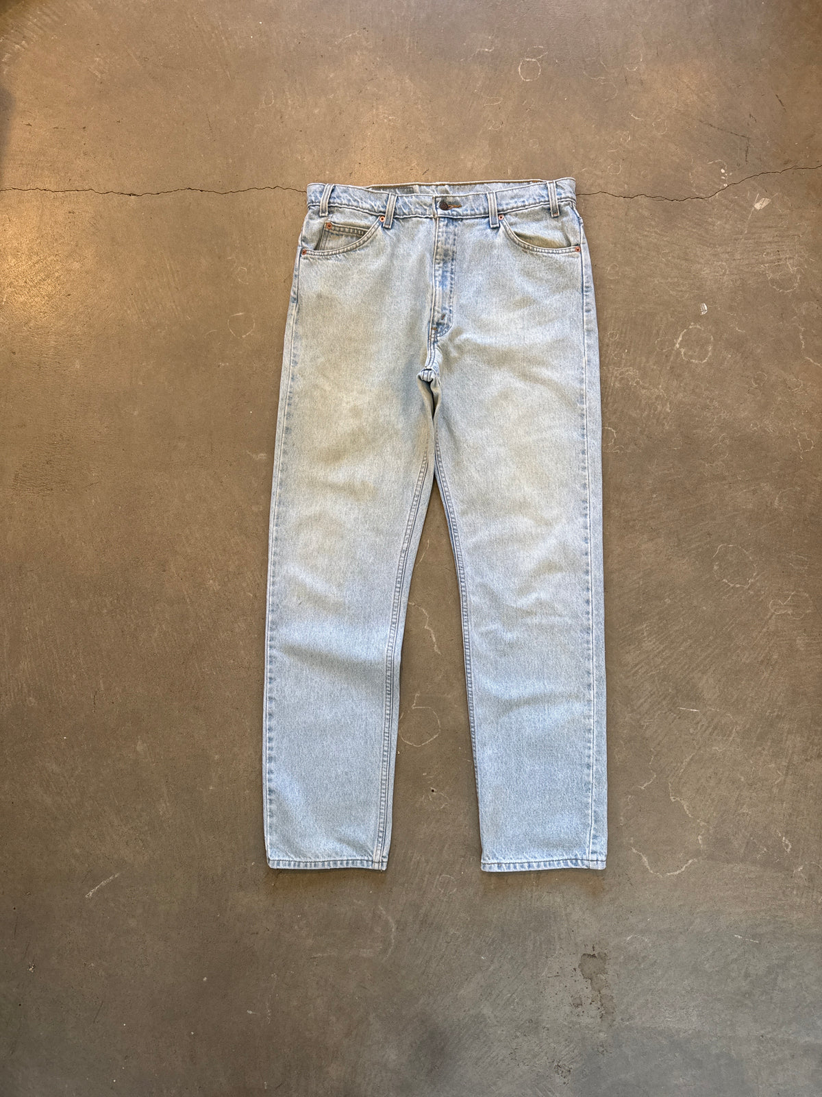 Vintage 1995 Levi’s 505 Orange Tab Regular Straight Leg Fit Light Washed Denim Jeans