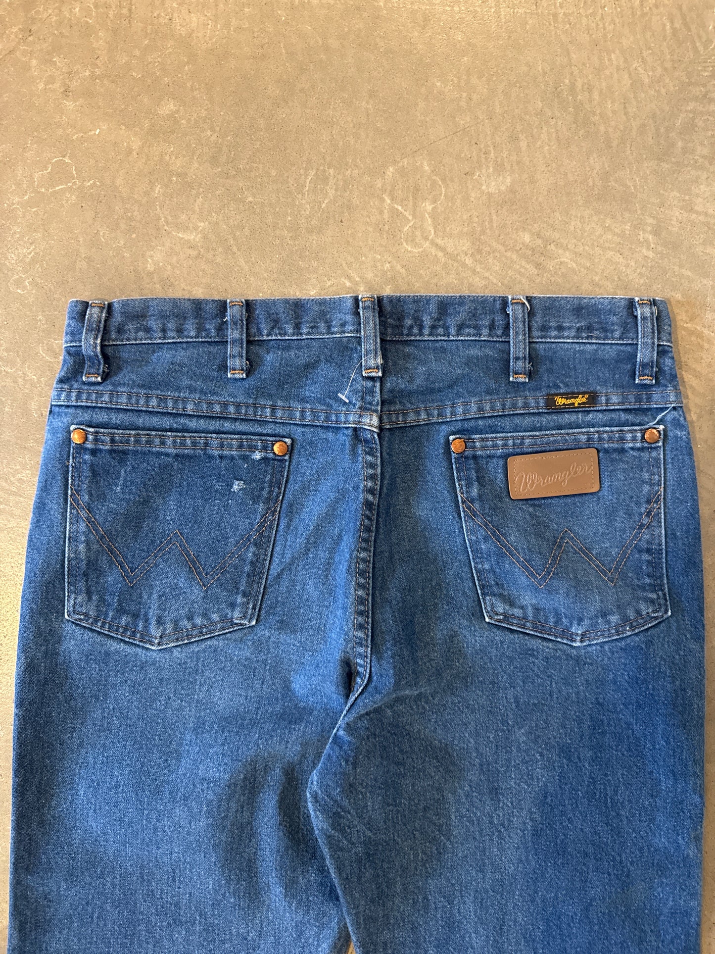 Vintage Wrangler Dark Washed Straight Fit Denim Jeans