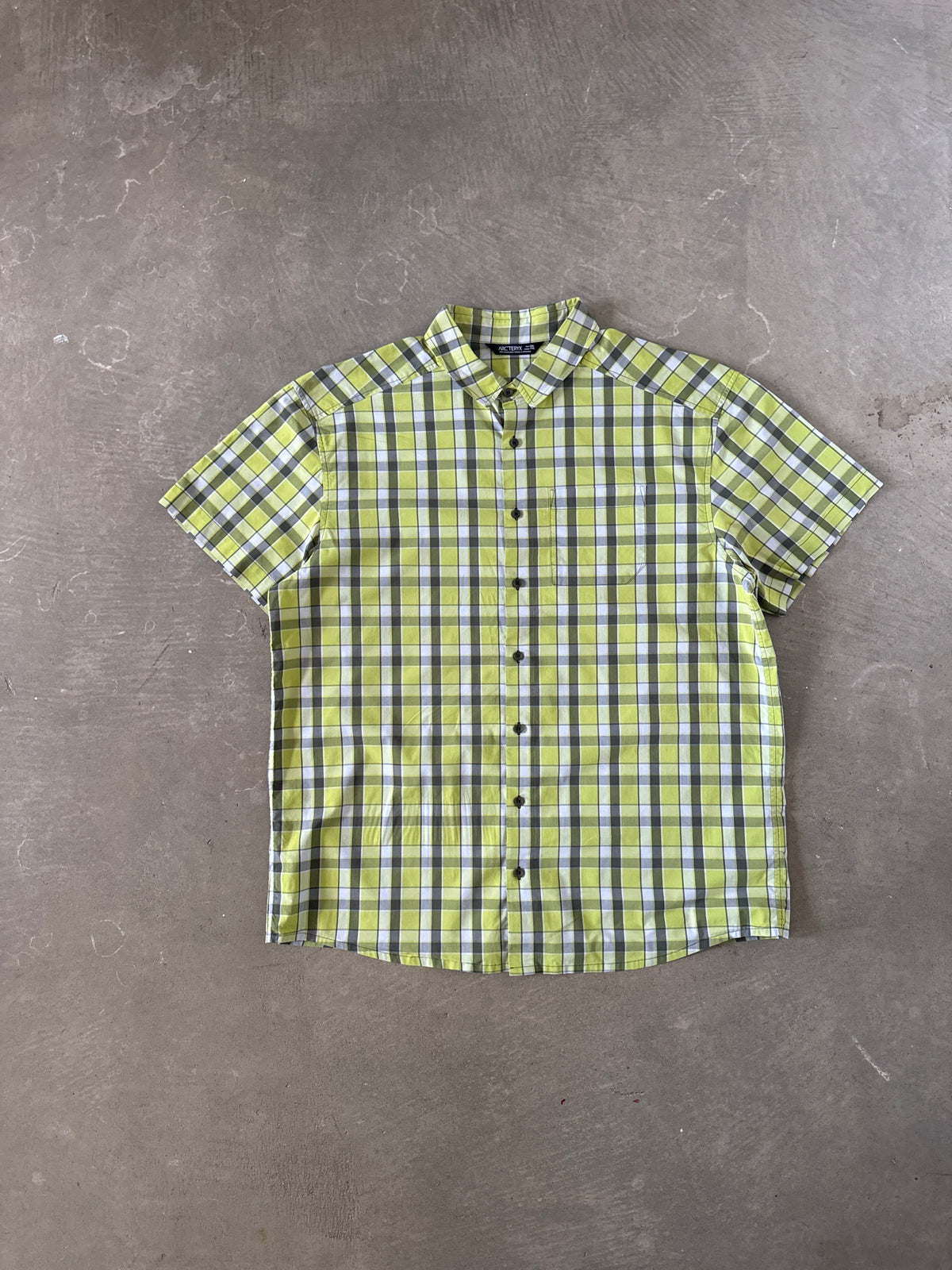 Arc’teryx Plaid Button Up Short Sleeve Shirt