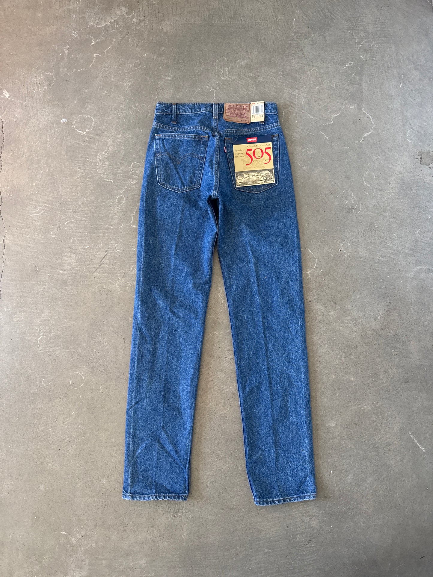 Vintage Levi’s 505 Regular Fit Straight Leg Dark Washed Denim Jeans