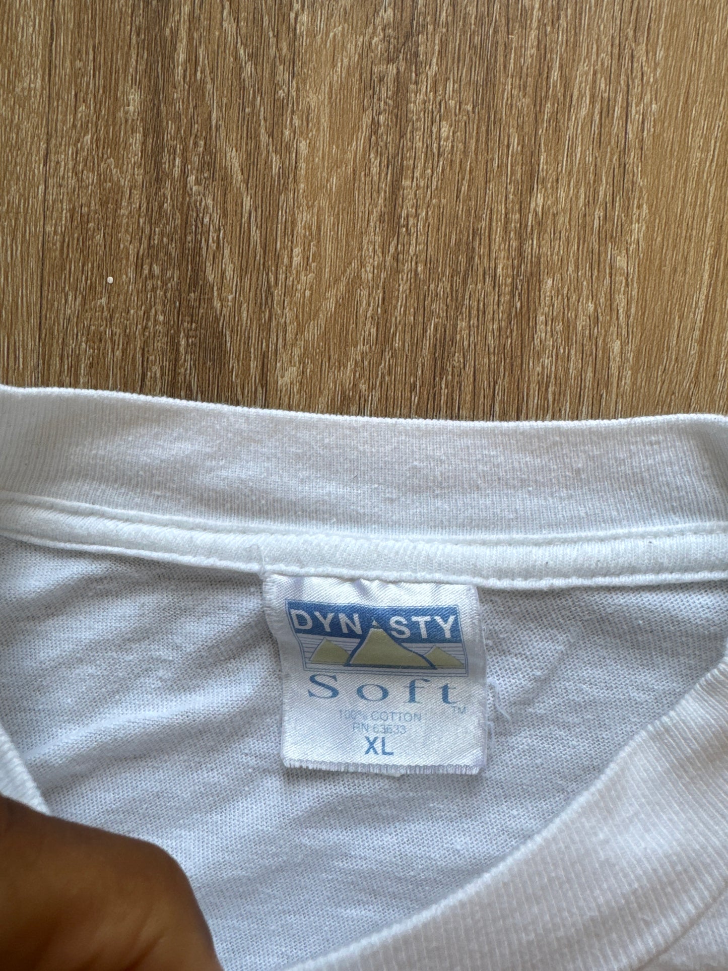 Vintage 1997 Chicago Bulls Taking The 5th World Championship Cropped Tee