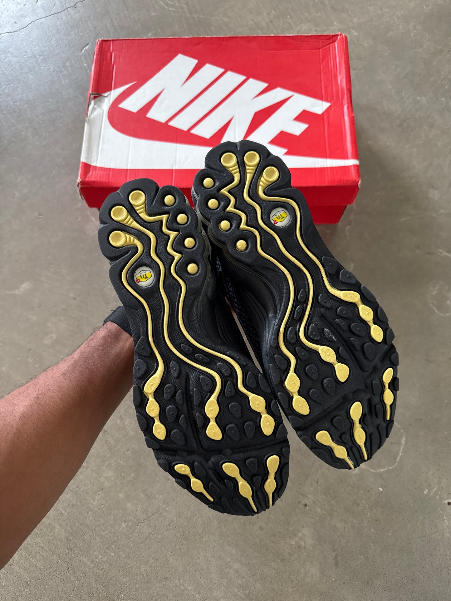 Nike Air Tuned Max Celery