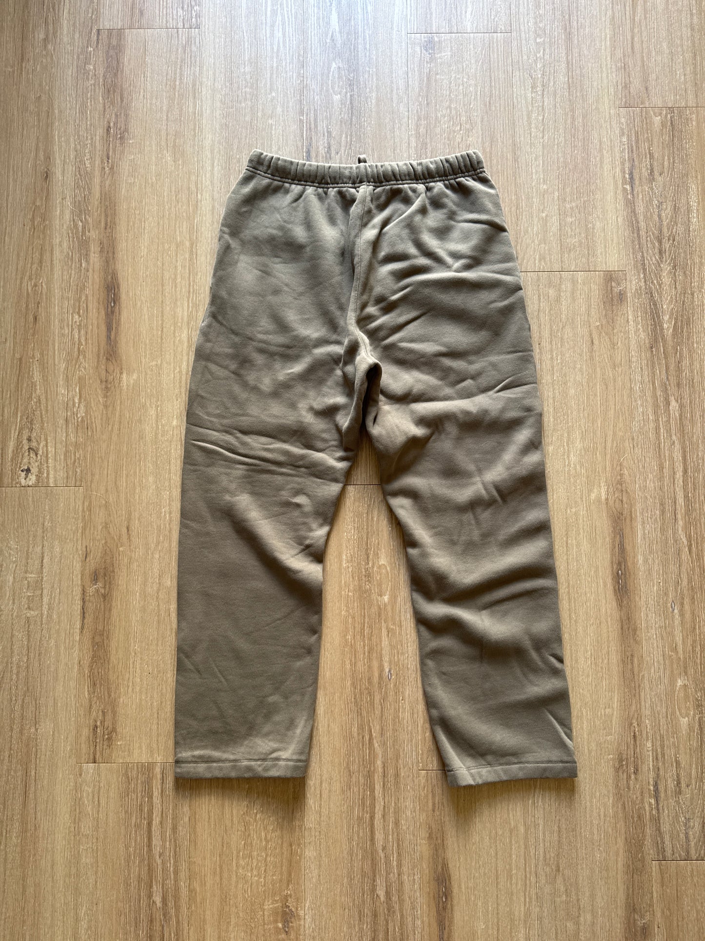 Fear Of God Essentials Relaxed Wood Sweatpants
