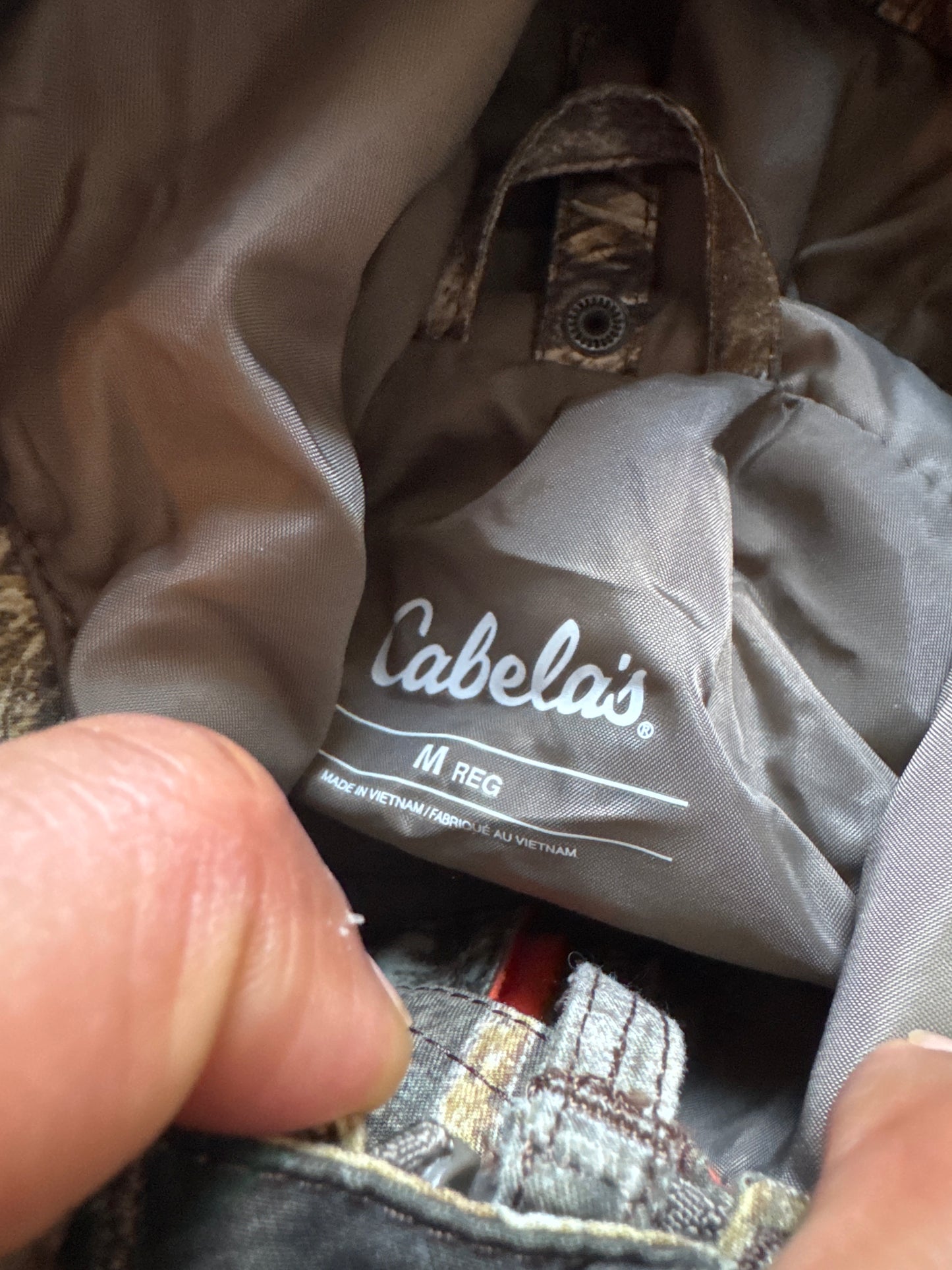 Cabela’s Youth Forest Camo Dry Plus Hunting Advantage Max Jacket