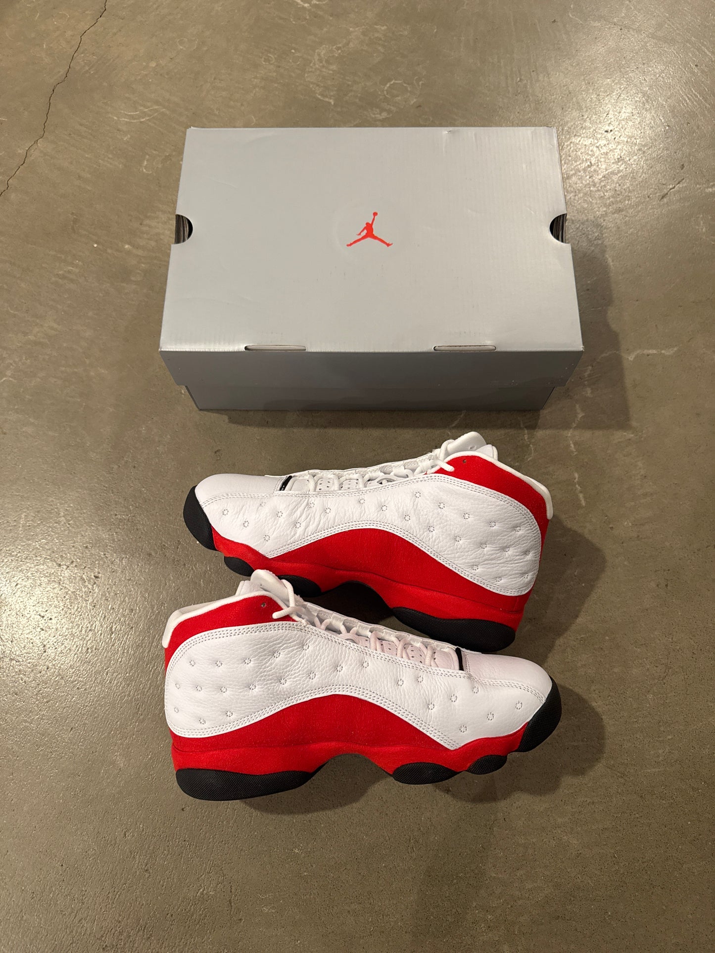 Jordan Retro 13 OG Chicago 2026