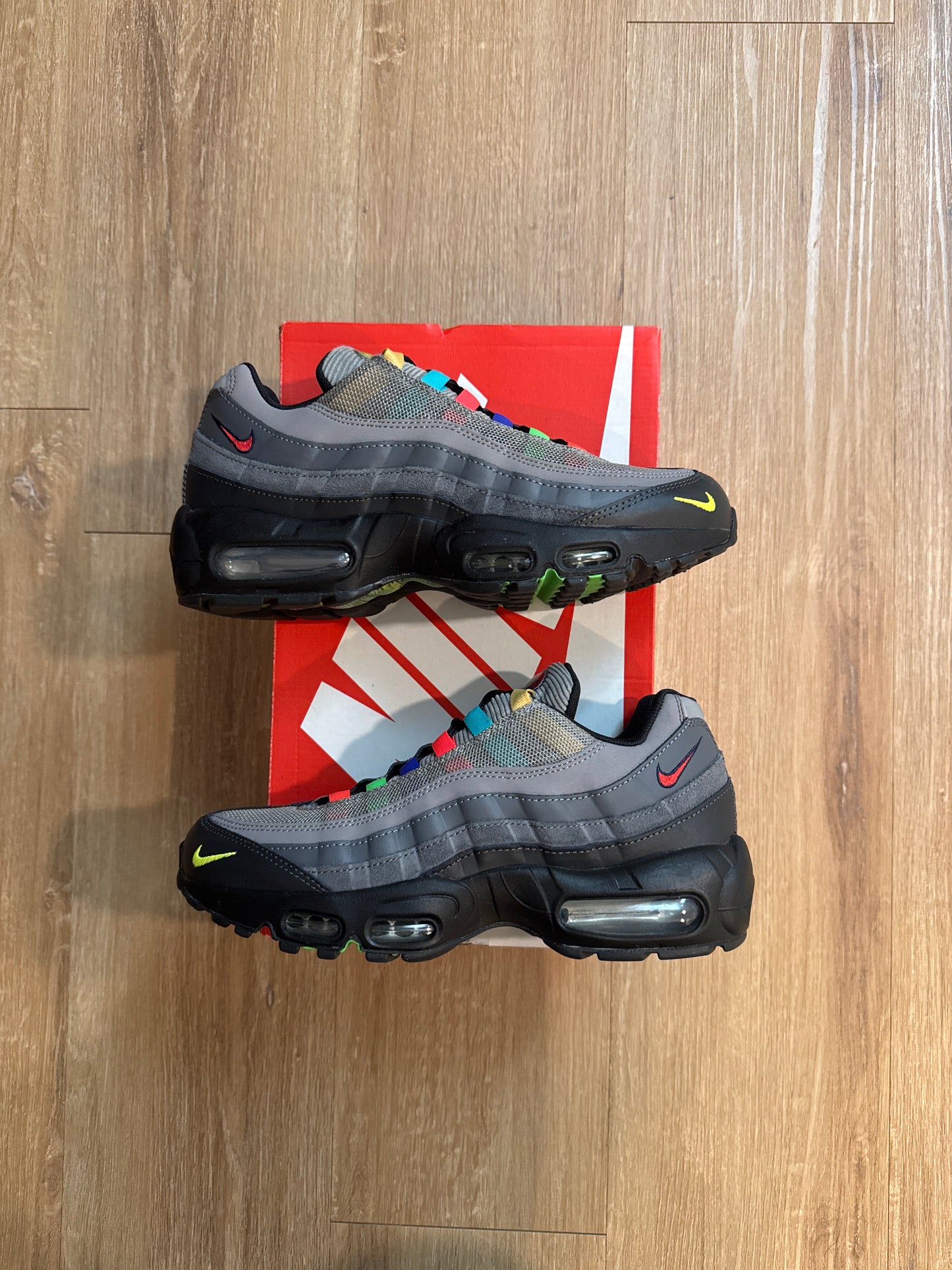 Nike Air Max 95 SE Light Charcoal Vintage TV