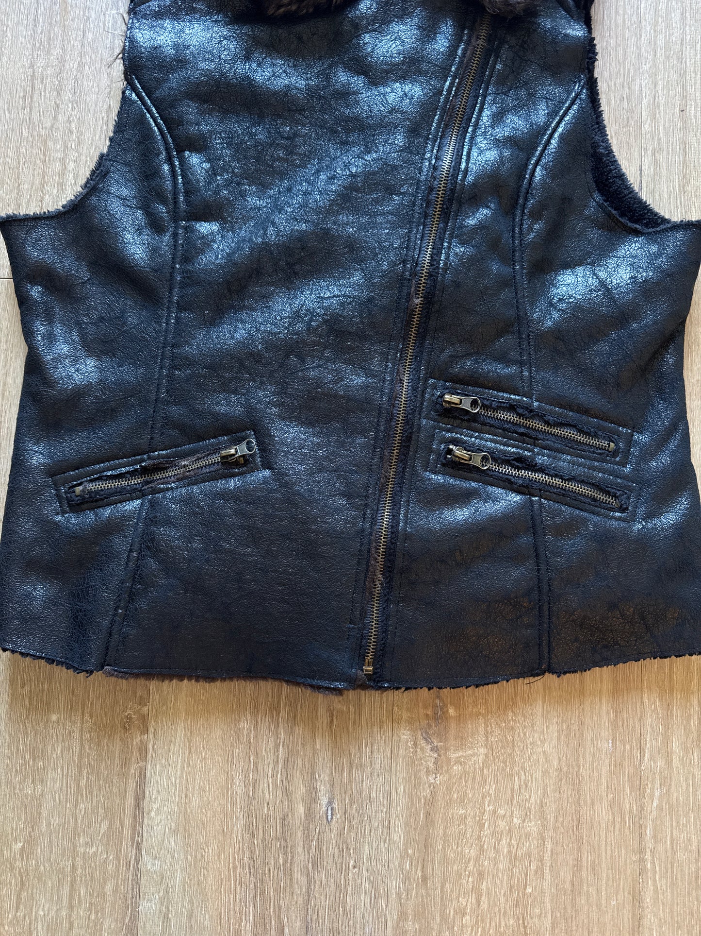 Vintage Y2K Dots Women’s Leather Feather Zip Up Vest Jacket