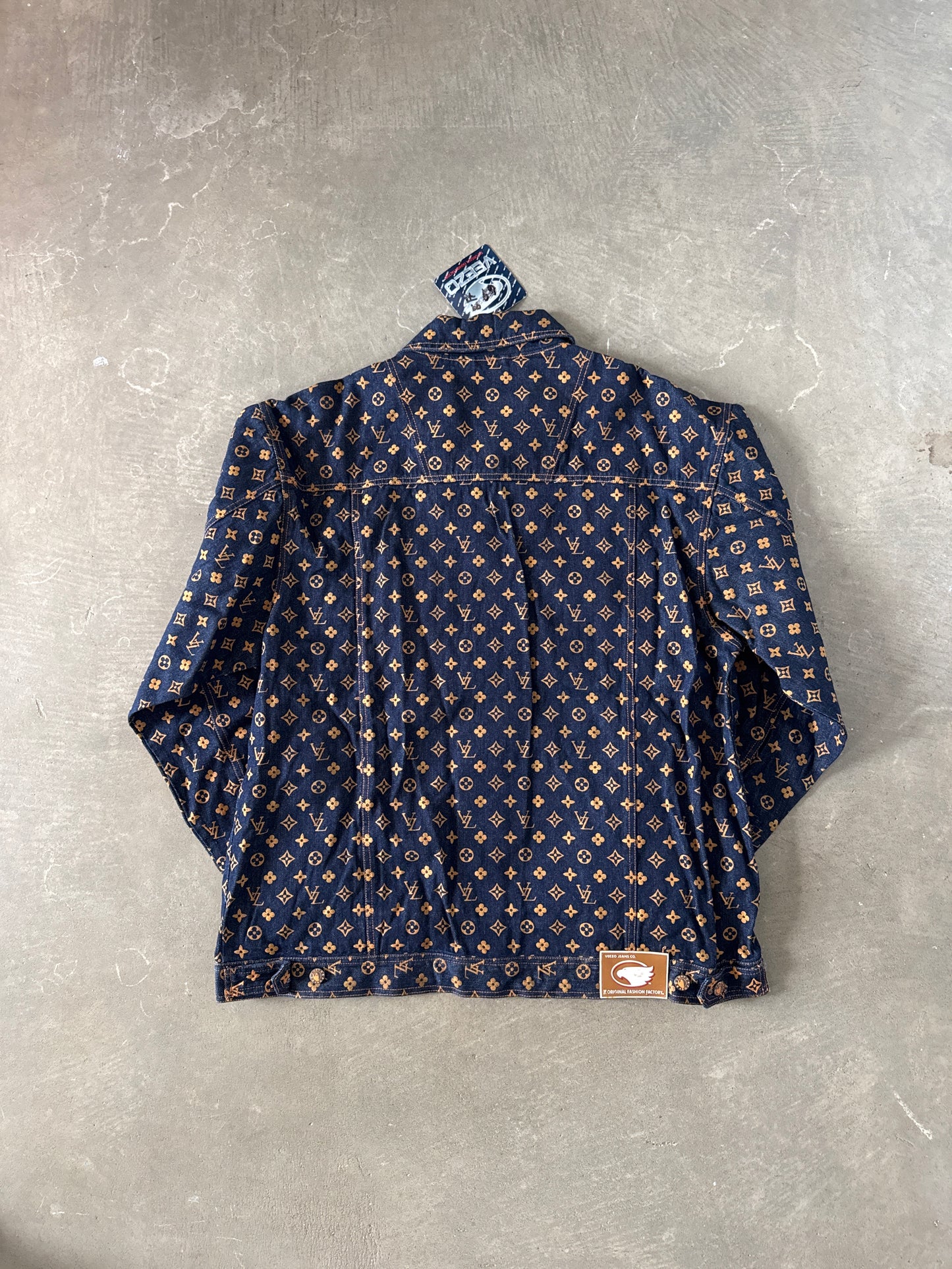 Vintage 90s Veezo Wear Monogram Designer Denim Jean Jacket