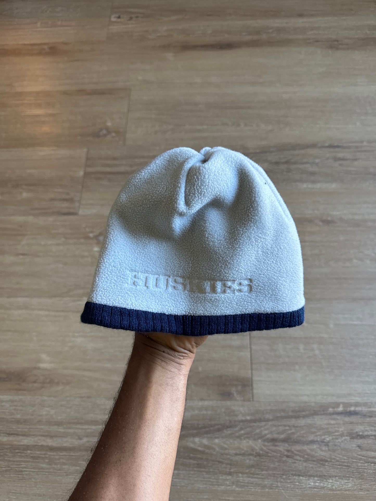 Vintage Youth Nike University Of Connecticut Huskies ￼￼