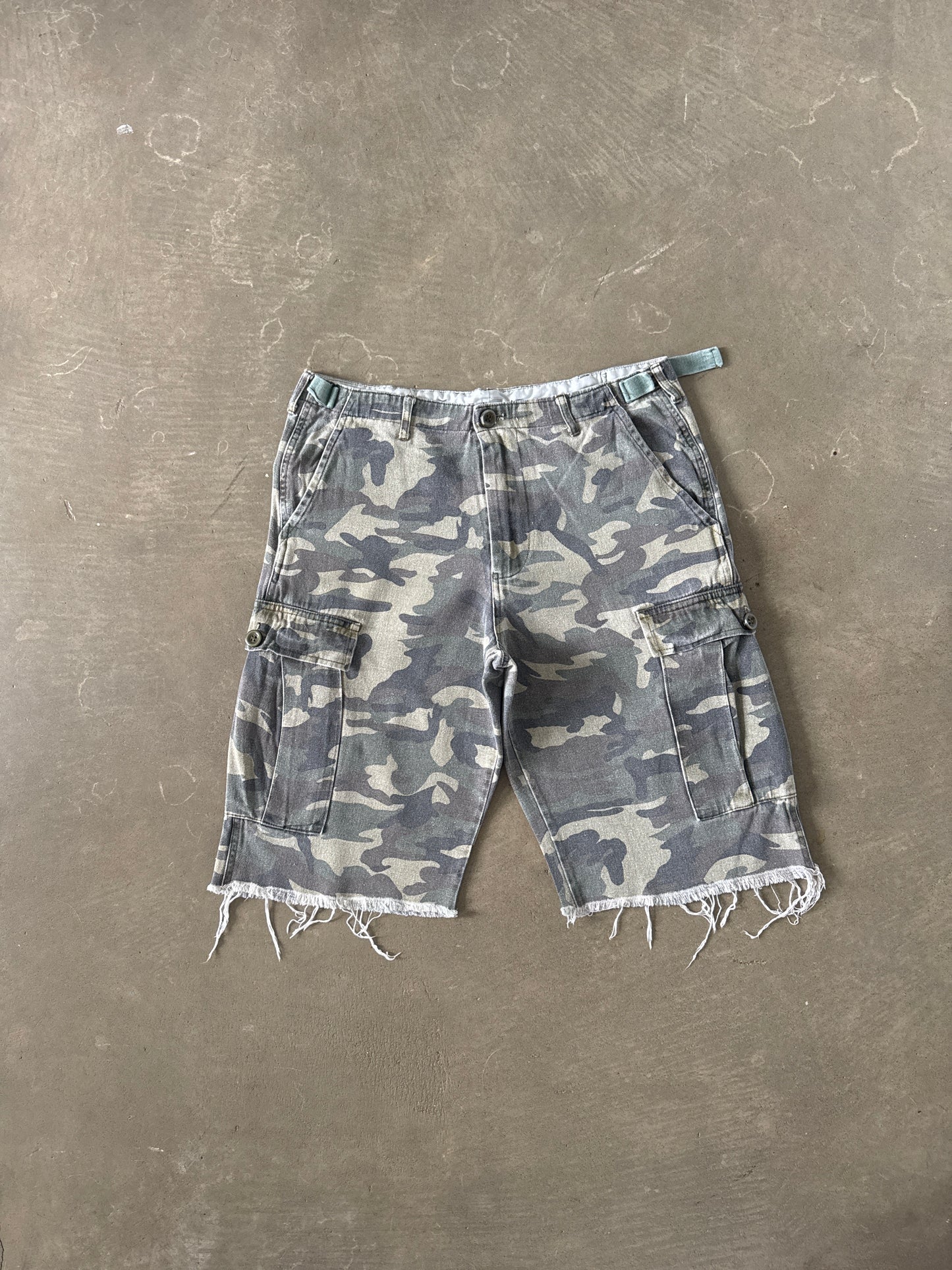 Vintage Distressed Camo Cargo Short