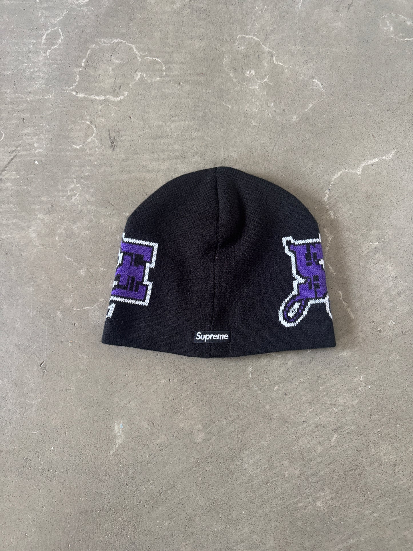 Supreme New Era Outline Black Beanie