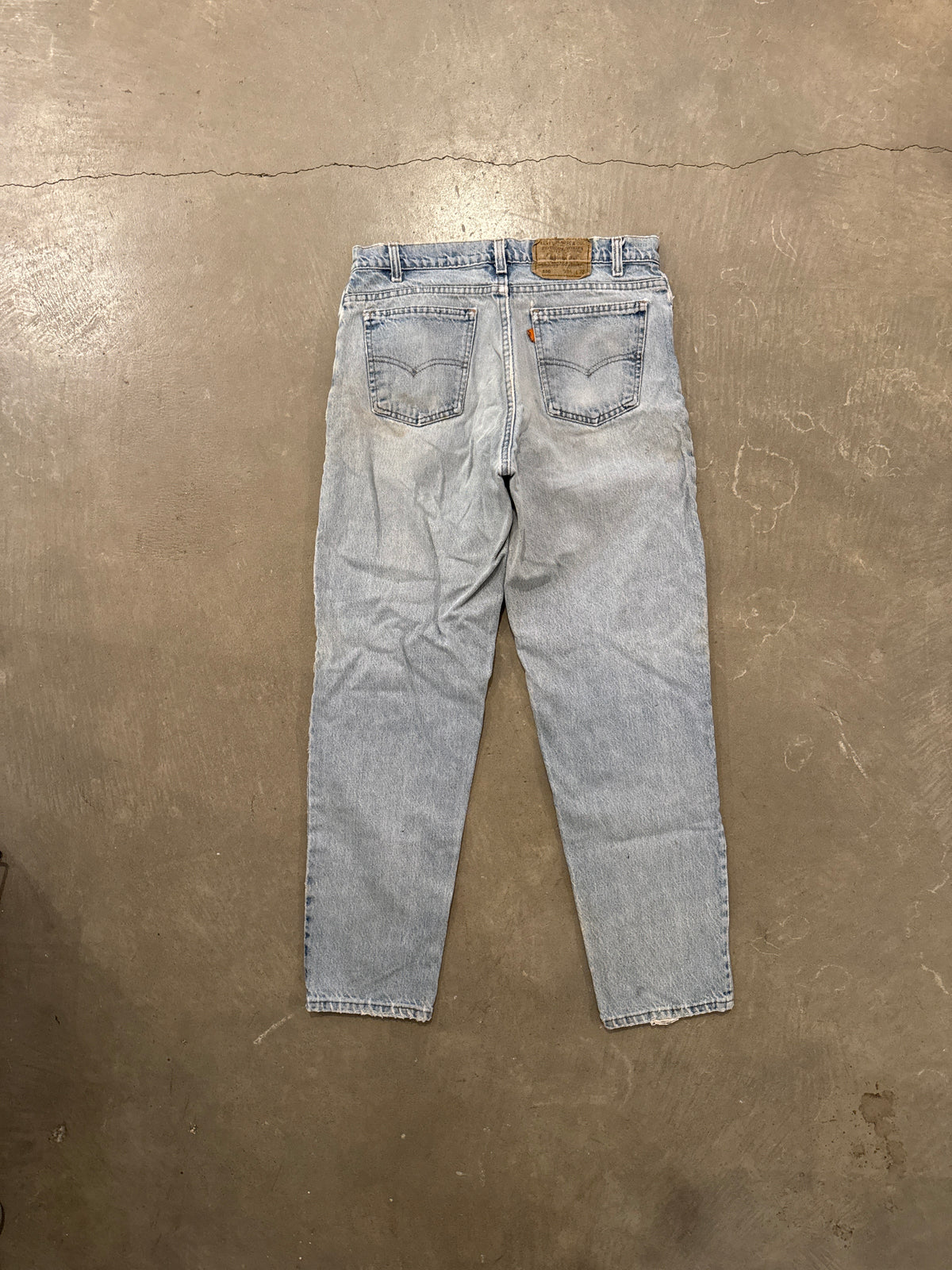 Vintage Levi’s 550 Orange Tab Relaxed Tapered Light Washed Denim Jeans