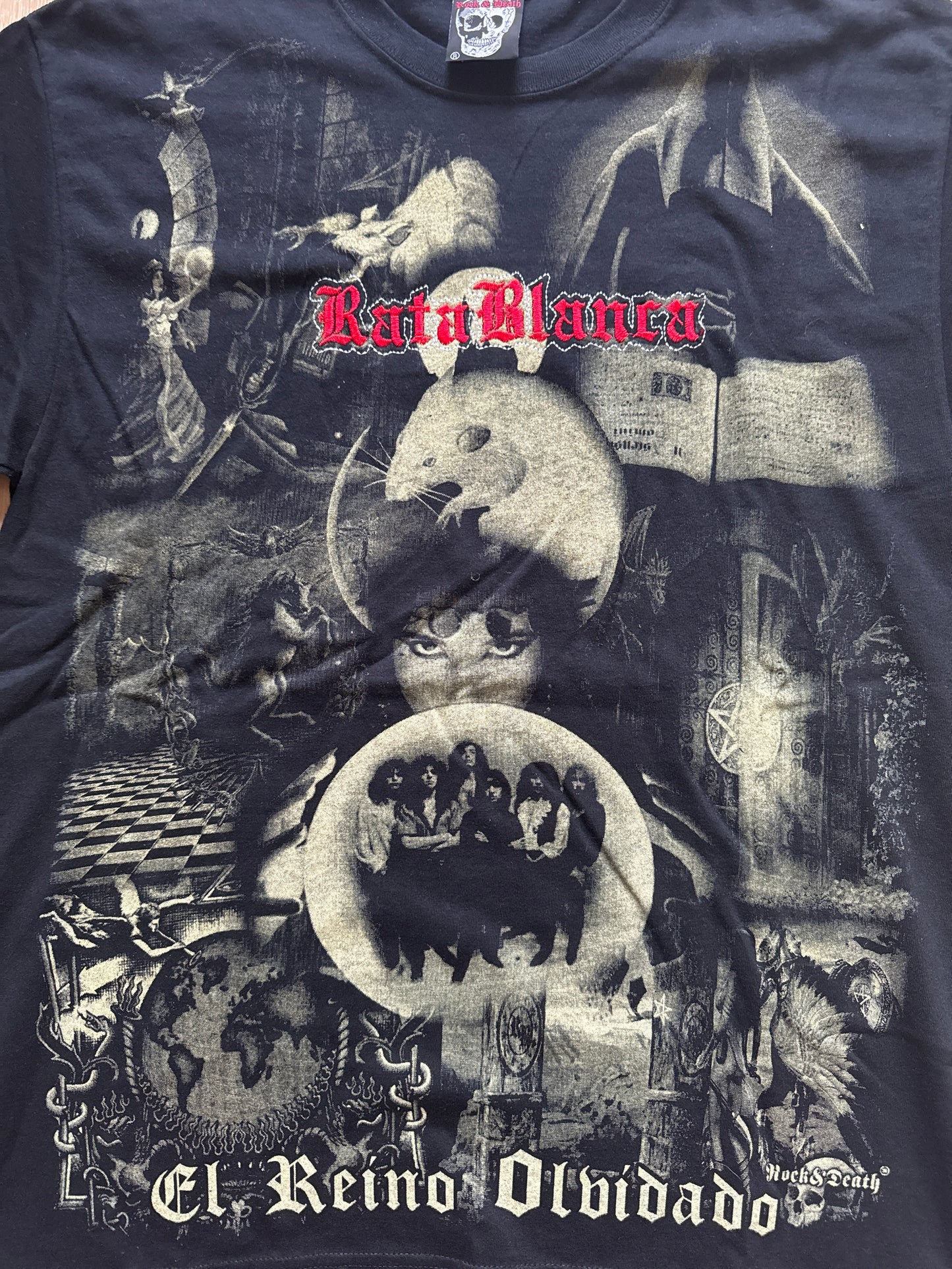 Vintage Y2K Rata Blanca El Reino Olvidado Mexican Bootleg Metal Rock & Death Tag Tee